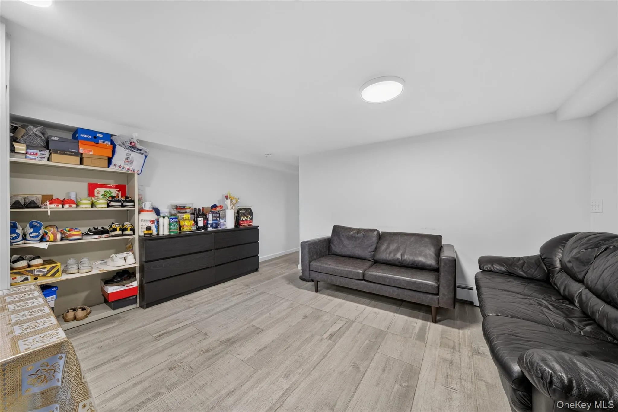10238 85th Road, New York, NY, 3 Bedrooms Bedrooms, 7 Rooms Rooms,2 BathroomsBathrooms,Residential,For Rent,85th,0,1043668 10238 85th Road, New York, NY, 3 Bedrooms Bedrooms, 7 Rooms Rooms,2 BathroomsBathrooms,Residential,For Rent,85th,0,1043668