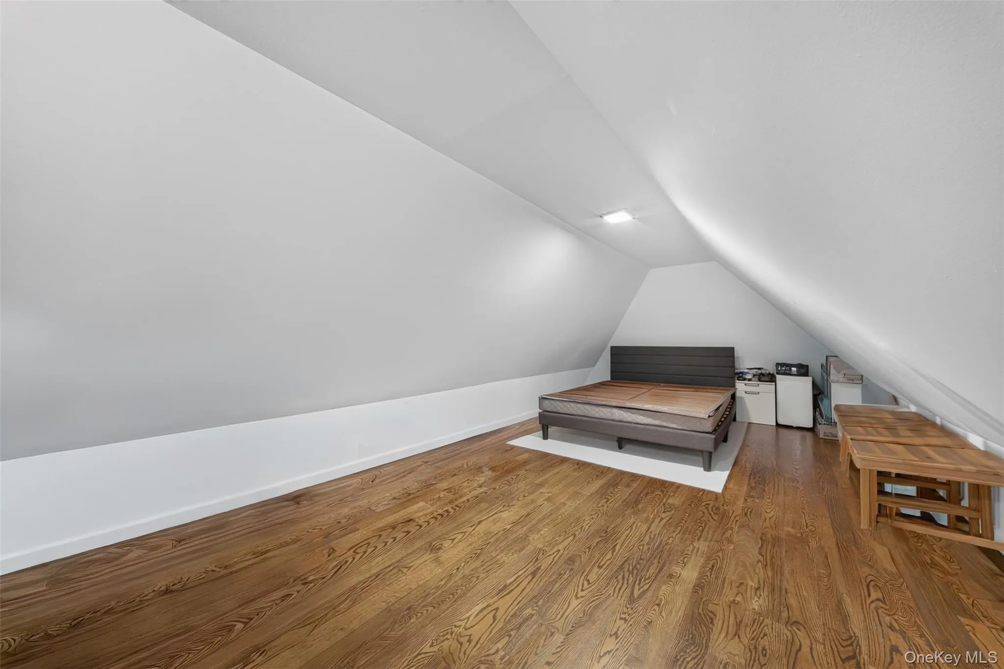 10238 85th Road, New York, NY, 3 Bedrooms Bedrooms, 7 Rooms Rooms,2 BathroomsBathrooms,Residential,For Rent,85th,0,1043668 10238 85th Road, New York, NY, 3 Bedrooms Bedrooms, 7 Rooms Rooms,2 BathroomsBathrooms,Residential,For Rent,85th,0,1043668