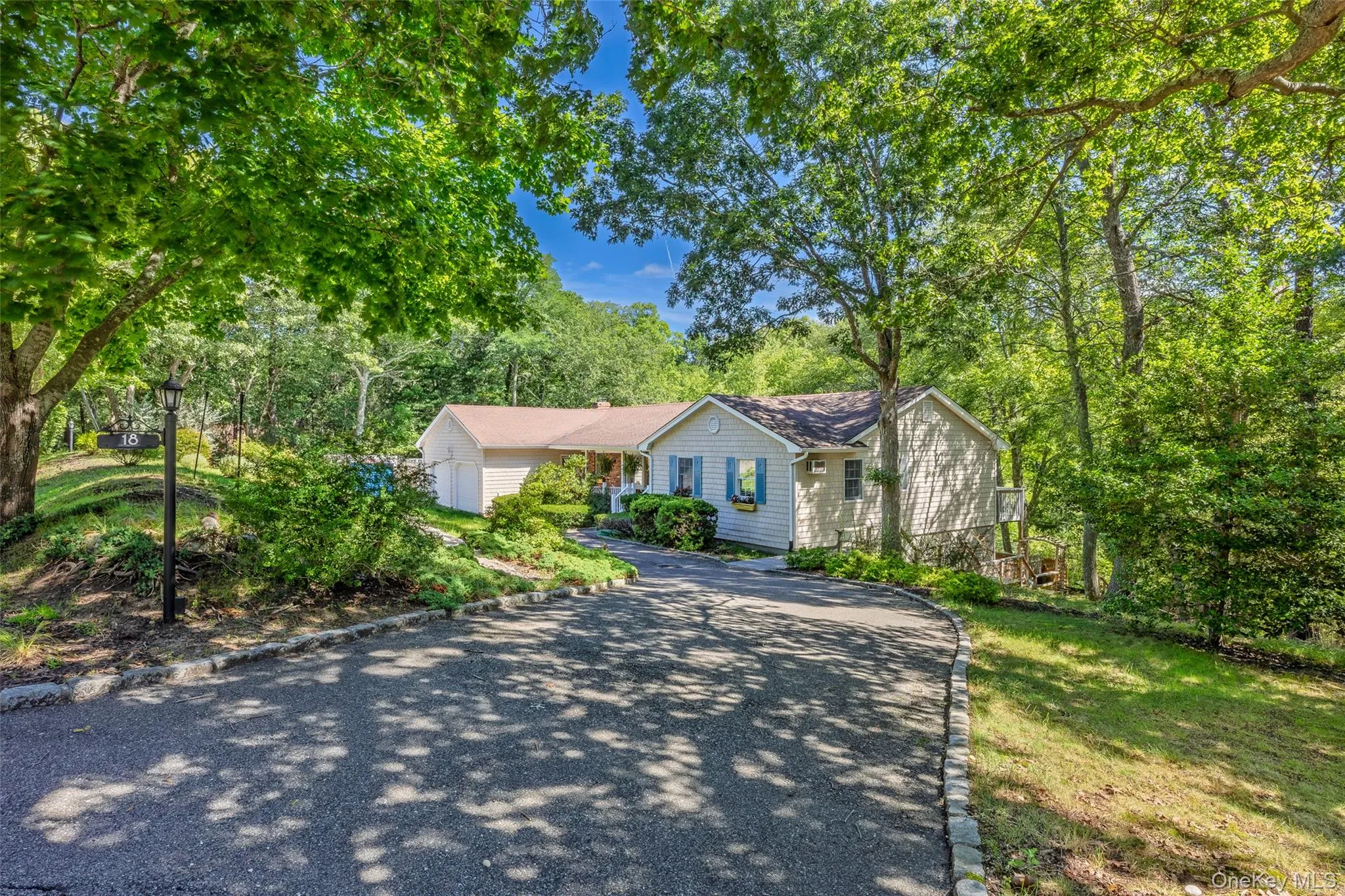 18 Beaver Lane, Southampton, NY, 4 Bedrooms Bedrooms, 11 Rooms Rooms,4 BathroomsBathrooms,Residential,For Rent,Beaver,0,1043672 18 Beaver Lane, Southampton, NY, 4 Bedrooms Bedrooms, 11 Rooms Rooms,4 BathroomsBathrooms,Residential,For Rent,Beaver,0,1043672