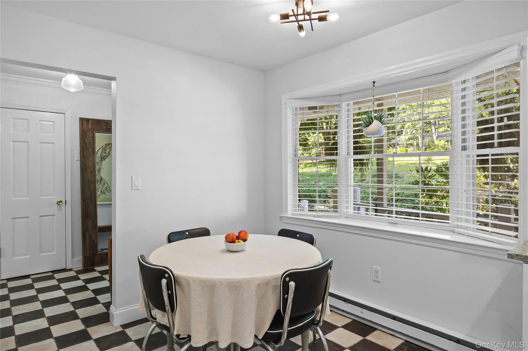 18 Beaver Lane, Southampton, NY, 4 Bedrooms Bedrooms, 11 Rooms Rooms,4 BathroomsBathrooms,Residential,For Rent,Beaver,0,1043672 18 Beaver Lane, Southampton, NY, 4 Bedrooms Bedrooms, 11 Rooms Rooms,4 BathroomsBathrooms,Residential,For Rent,Beaver,0,1043672