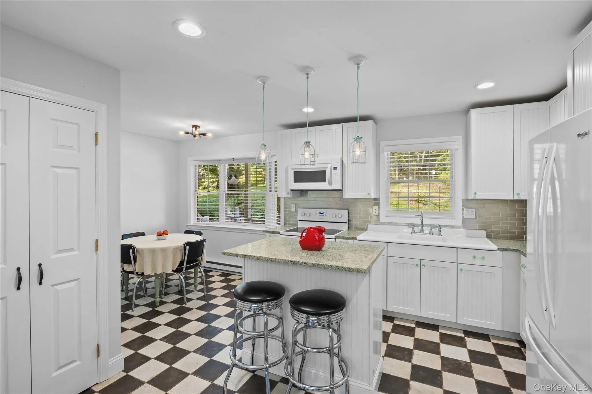 18 Beaver Lane, Southampton, NY, 4 Bedrooms Bedrooms, 11 Rooms Rooms,4 BathroomsBathrooms,Residential,For Rent,Beaver,0,1043672 18 Beaver Lane, Southampton, NY, 4 Bedrooms Bedrooms, 11 Rooms Rooms,4 BathroomsBathrooms,Residential,For Rent,Beaver,0,1043672