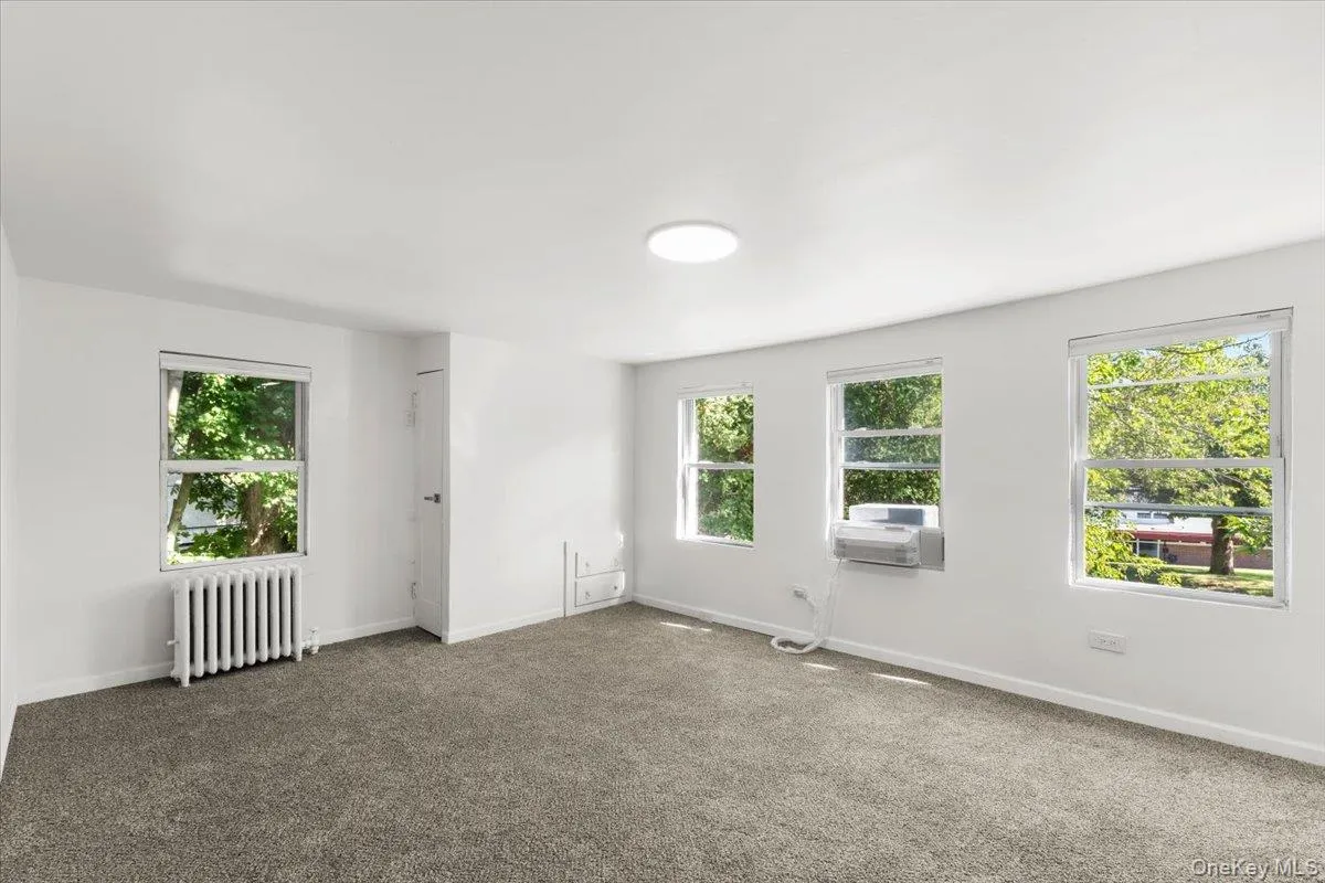 19 Gilchrest Road, North Hempstead, NY, 5 Bedrooms Bedrooms, 9 Rooms Rooms,4 BathroomsBathrooms,Residential,For Rent,Gilchrest,0,1043674 19 Gilchrest Road, North Hempstead, NY, 5 Bedrooms Bedrooms, 9 Rooms Rooms,4 BathroomsBathrooms,Residential,For Rent,Gilchrest,0,1043674