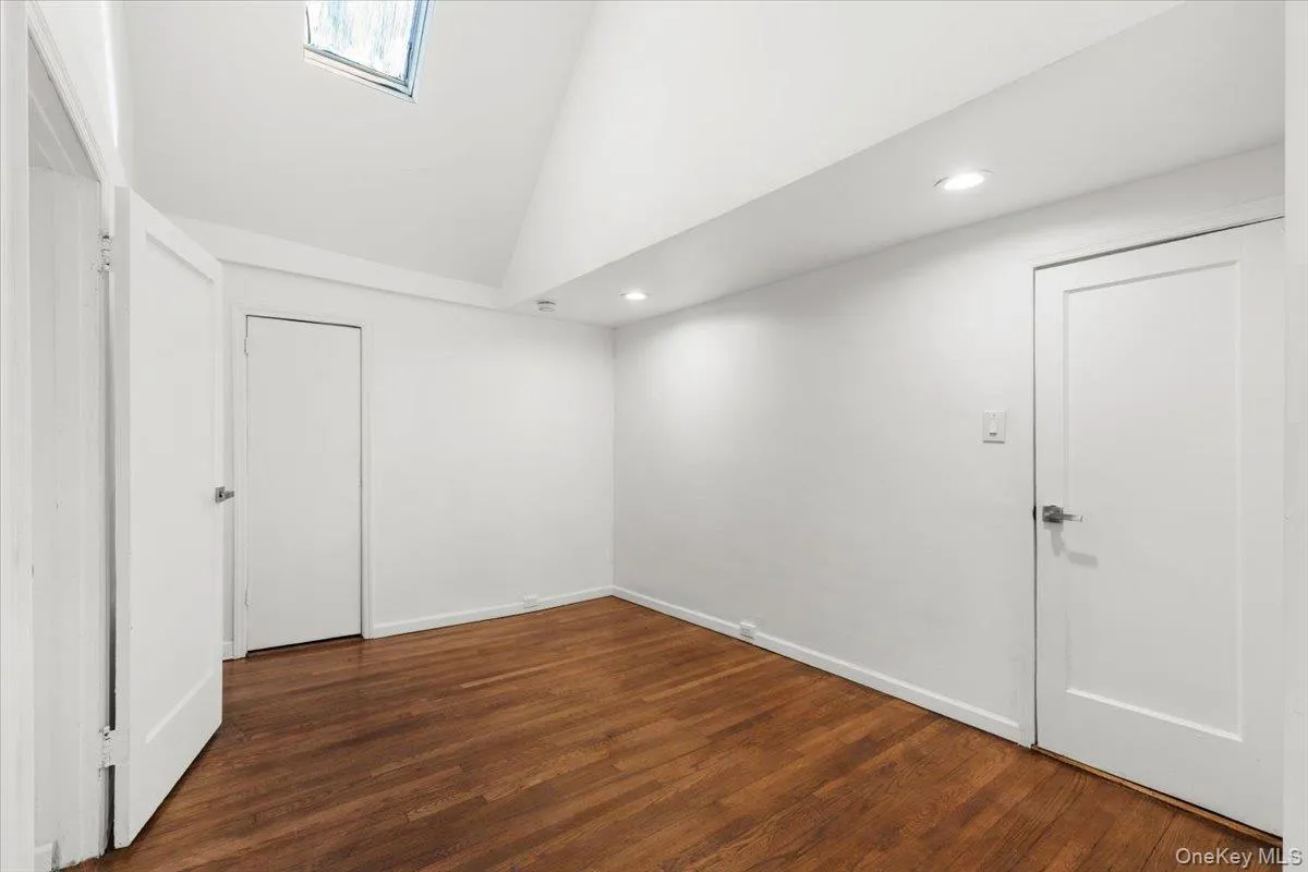 19 Gilchrest Road, North Hempstead, NY, 5 Bedrooms Bedrooms, 9 Rooms Rooms,4 BathroomsBathrooms,Residential,For Rent,Gilchrest,0,1043674 19 Gilchrest Road, North Hempstead, NY, 5 Bedrooms Bedrooms, 9 Rooms Rooms,4 BathroomsBathrooms,Residential,For Rent,Gilchrest,0,1043674
