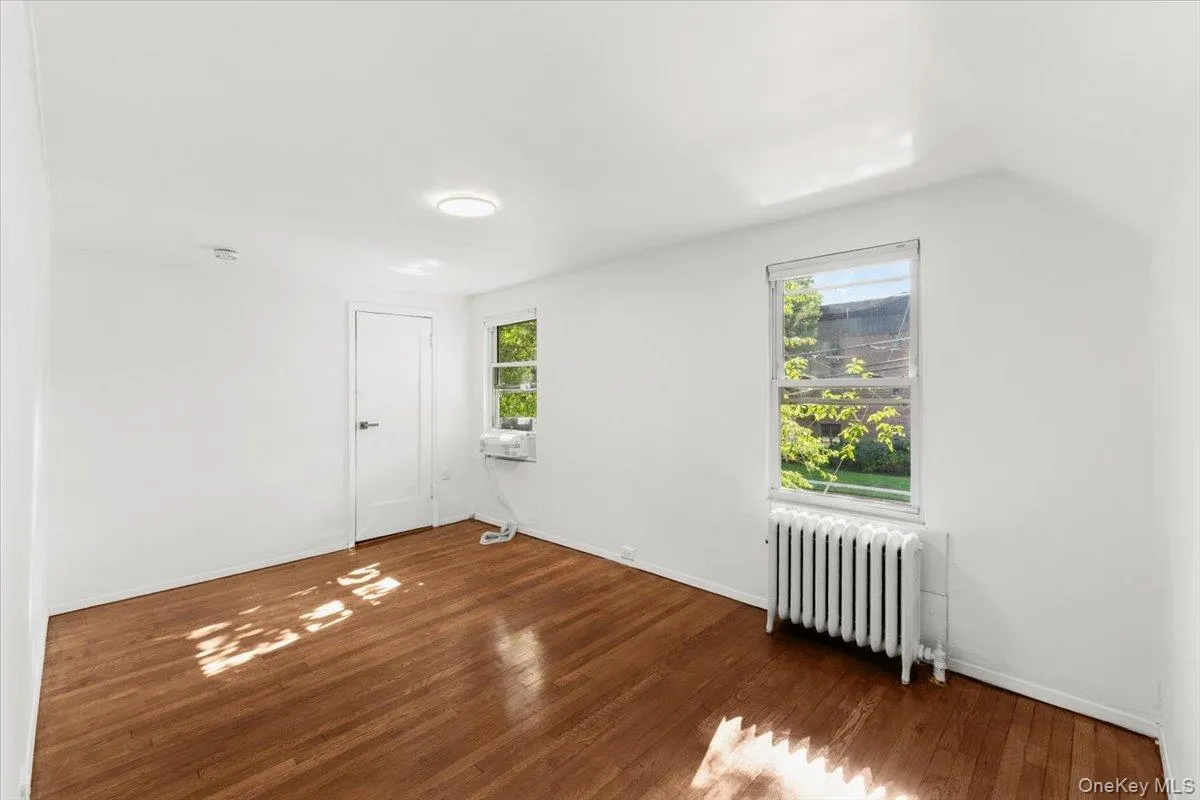 19 Gilchrest Road, North Hempstead, NY, 5 Bedrooms Bedrooms, 9 Rooms Rooms,4 BathroomsBathrooms,Residential,For Rent,Gilchrest,0,1043674 19 Gilchrest Road, North Hempstead, NY, 5 Bedrooms Bedrooms, 9 Rooms Rooms,4 BathroomsBathrooms,Residential,For Rent,Gilchrest,0,1043674