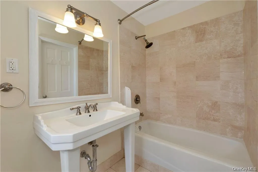 3 Lea Place, Rye City, NY, 4 Bedrooms Bedrooms, 9 Rooms Rooms,3 BathroomsBathrooms,Residential,For Rent,Lea Place,0,1043675 3 Lea Place, Rye City, NY, 4 Bedrooms Bedrooms, 9 Rooms Rooms,3 BathroomsBathrooms,Residential,For Rent,Lea Place,0,1043675