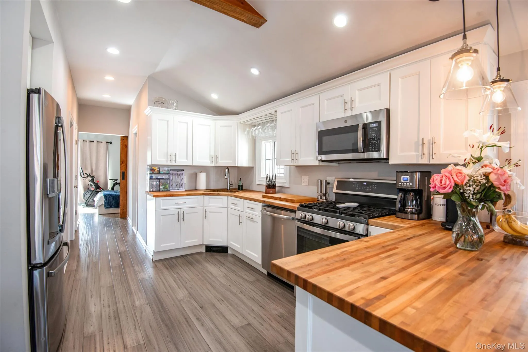 3281 Tierney Place, New York, NY, 2 Bedrooms Bedrooms, 5 Rooms Rooms,2 BathroomsBathrooms,Residential,For Rent,Tierney,0,1043678 3281 Tierney Place, New York, NY, 2 Bedrooms Bedrooms, 5 Rooms Rooms,2 BathroomsBathrooms,Residential,For Rent,Tierney,0,1043678