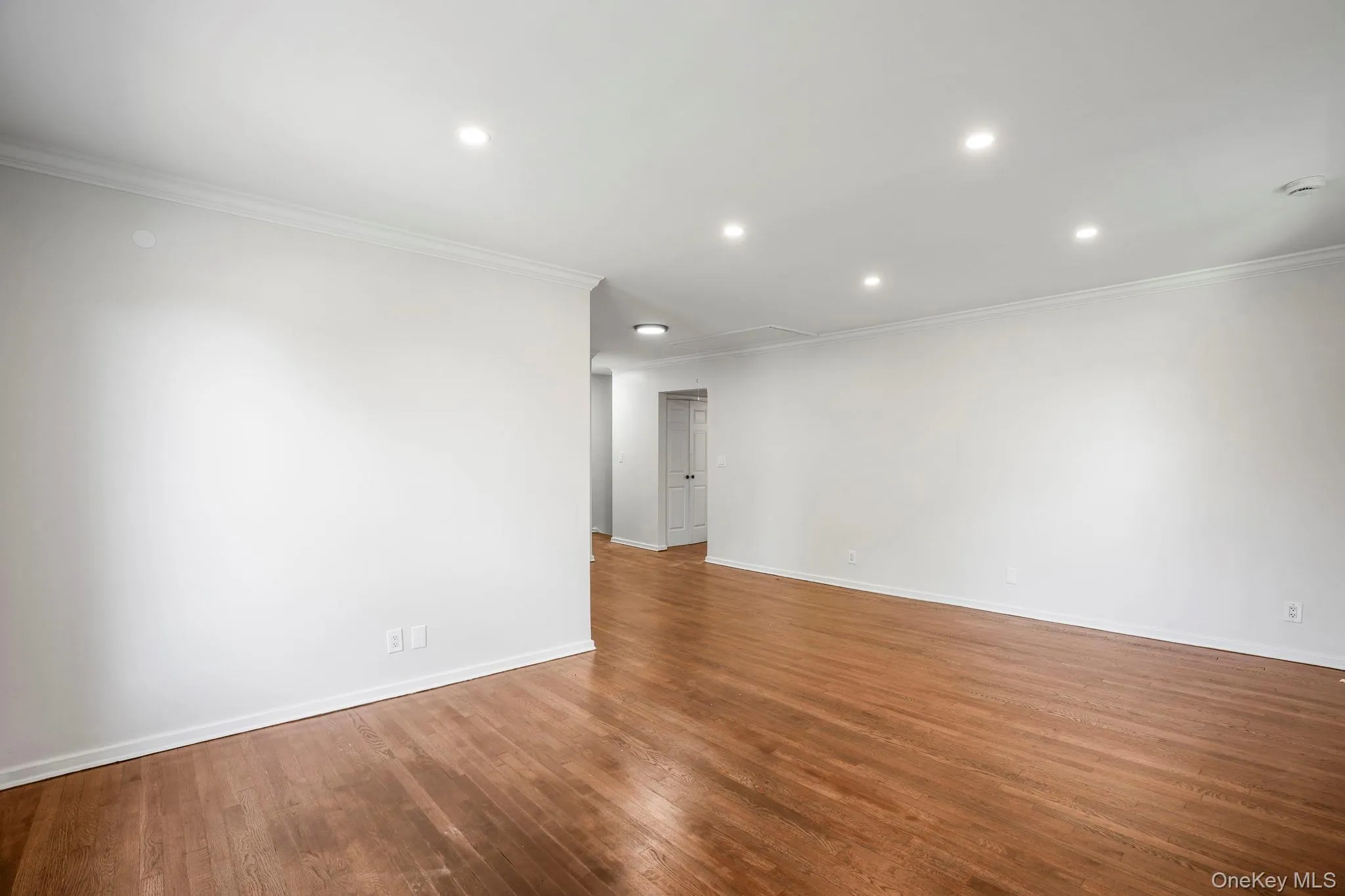 100 Cedar Street, Greenburgh, NY, 2 Bedrooms Bedrooms, 5 Rooms Rooms,1 BathroomBathrooms,Residential,For Rent,Cedar,0,1043679 100 Cedar Street, Greenburgh, NY, 2 Bedrooms Bedrooms, 5 Rooms Rooms,1 BathroomBathrooms,Residential,For Rent,Cedar,0,1043679