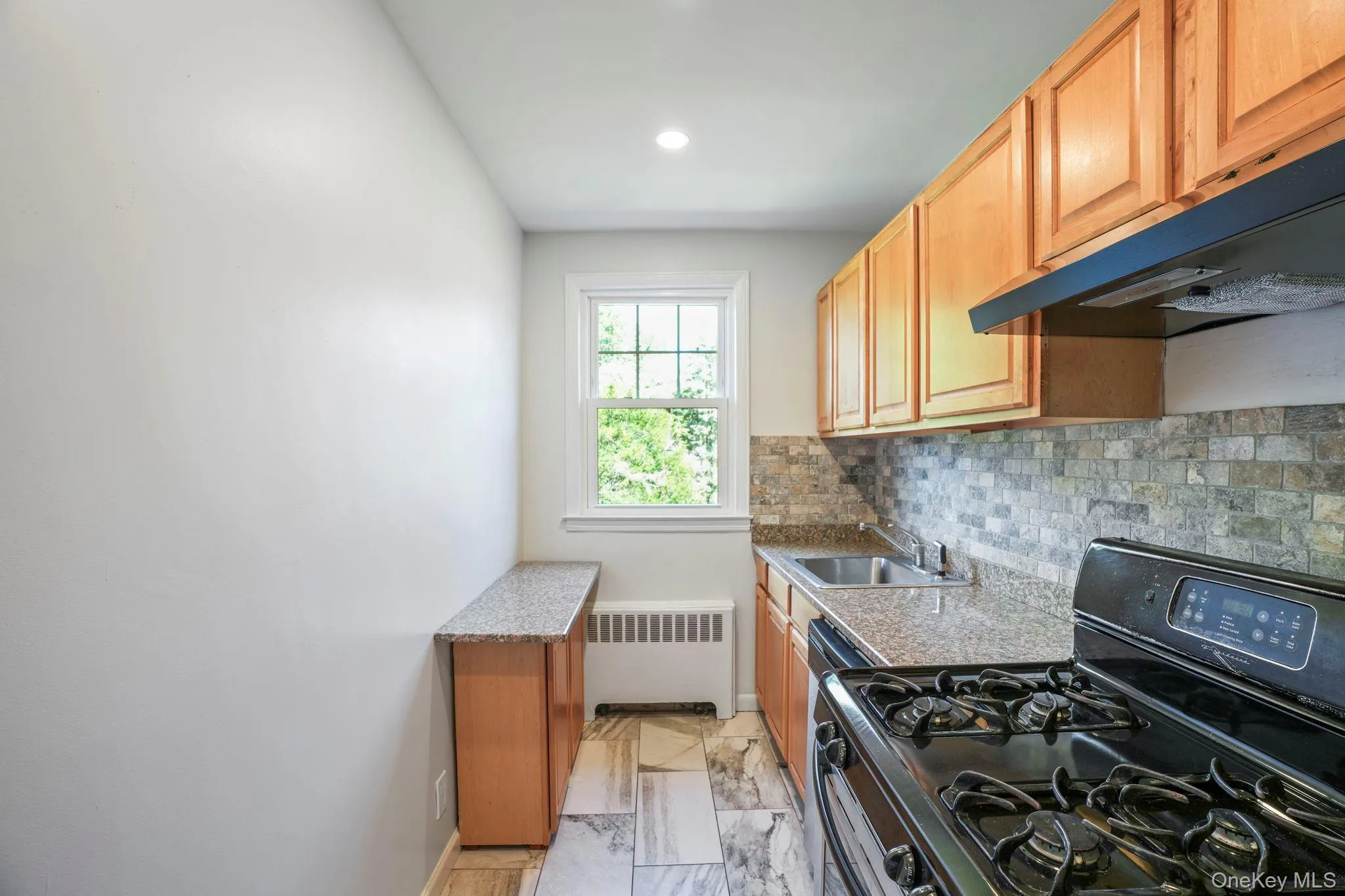 100 Cedar Street, Greenburgh, NY, 2 Bedrooms Bedrooms, 5 Rooms Rooms,1 BathroomBathrooms,Residential,For Rent,Cedar,0,1043679 100 Cedar Street, Greenburgh, NY, 2 Bedrooms Bedrooms, 5 Rooms Rooms,1 BathroomBathrooms,Residential,For Rent,Cedar,0,1043679