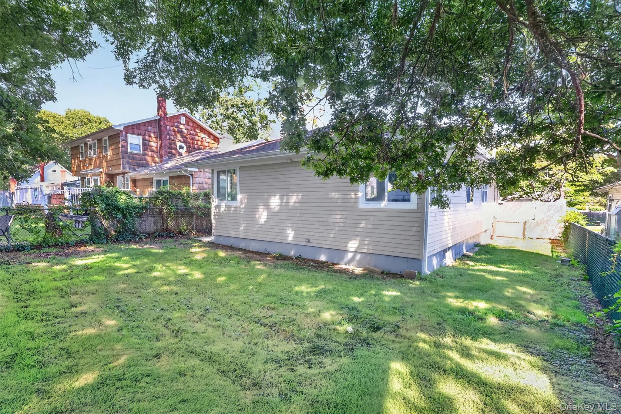 196 Burney, Brookhaven, NY, 3 Bedrooms Bedrooms, 5 Rooms Rooms,2 BathroomsBathrooms,Residential,For Rent,Burney,0,1043680 196 Burney, Brookhaven, NY, 3 Bedrooms Bedrooms, 5 Rooms Rooms,2 BathroomsBathrooms,Residential,For Rent,Burney,0,1043680