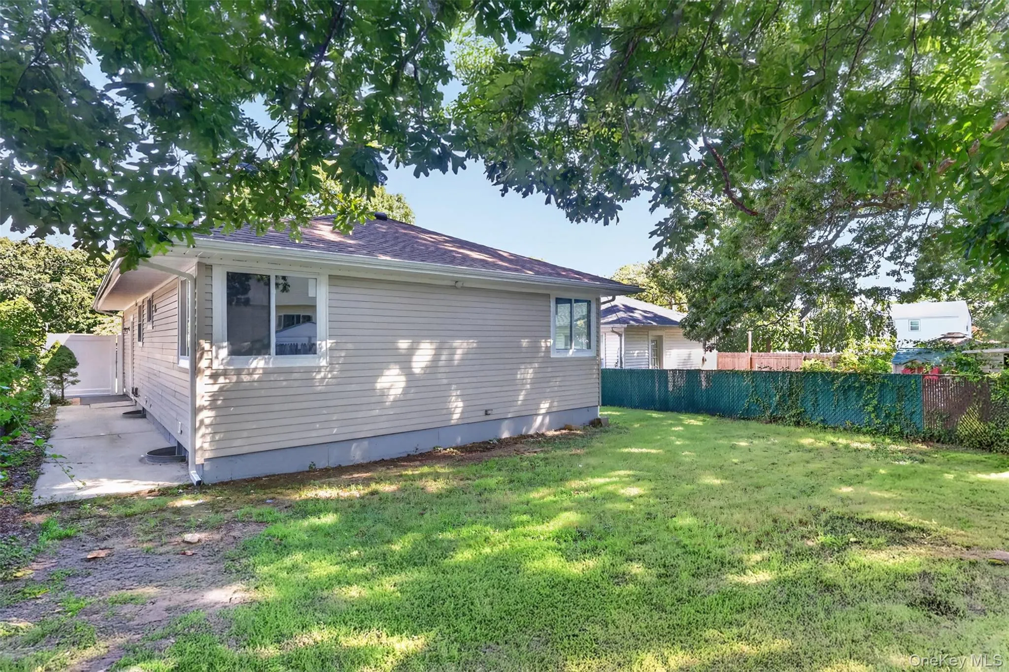 196 Burney, Brookhaven, NY, 3 Bedrooms Bedrooms, 5 Rooms Rooms,2 BathroomsBathrooms,Residential,For Rent,Burney,0,1043680 196 Burney, Brookhaven, NY, 3 Bedrooms Bedrooms, 5 Rooms Rooms,2 BathroomsBathrooms,Residential,For Rent,Burney,0,1043680