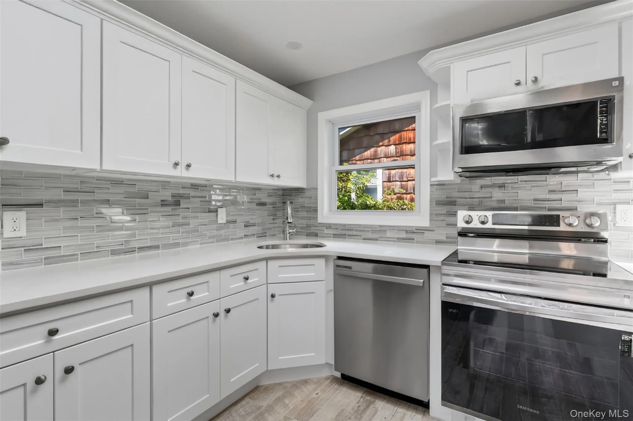 196 Burney, Brookhaven, NY, 3 Bedrooms Bedrooms, 5 Rooms Rooms,2 BathroomsBathrooms,Residential,For Rent,Burney,0,1043680 196 Burney, Brookhaven, NY, 3 Bedrooms Bedrooms, 5 Rooms Rooms,2 BathroomsBathrooms,Residential,For Rent,Burney,0,1043680