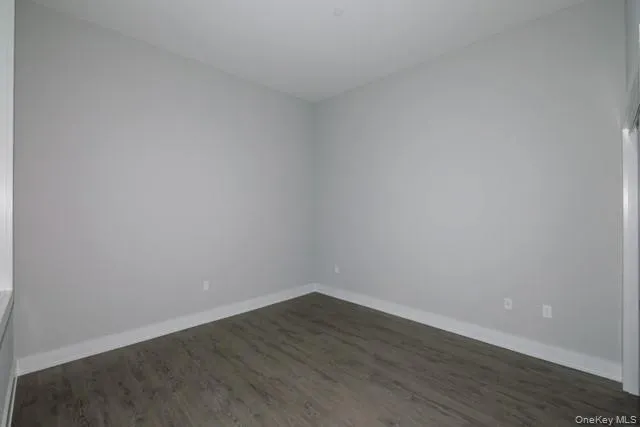 85101 Circle Drive, Islip, NY, 2 Bedrooms Bedrooms, 6 Rooms Rooms,2 BathroomsBathrooms,Residential Lease,For Rent,Circle,0,1043681 85101 Circle Drive, Islip, NY, 2 Bedrooms Bedrooms, 6 Rooms Rooms,2 BathroomsBathrooms,Residential Lease,For Rent,Circle,0,1043681