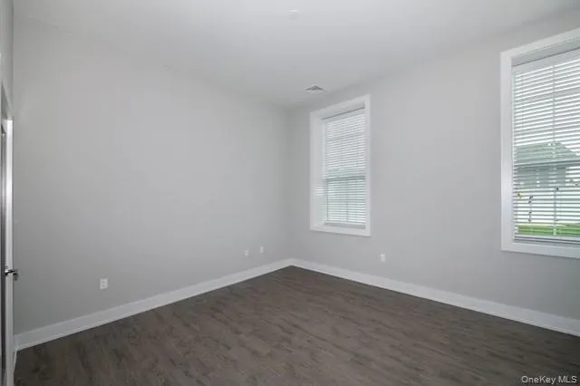85101 Circle Drive, Islip, NY, 2 Bedrooms Bedrooms, 6 Rooms Rooms,2 BathroomsBathrooms,Residential Lease,For Rent,Circle,0,1043681 85101 Circle Drive, Islip, NY, 2 Bedrooms Bedrooms, 6 Rooms Rooms,2 BathroomsBathrooms,Residential Lease,For Rent,Circle,0,1043681