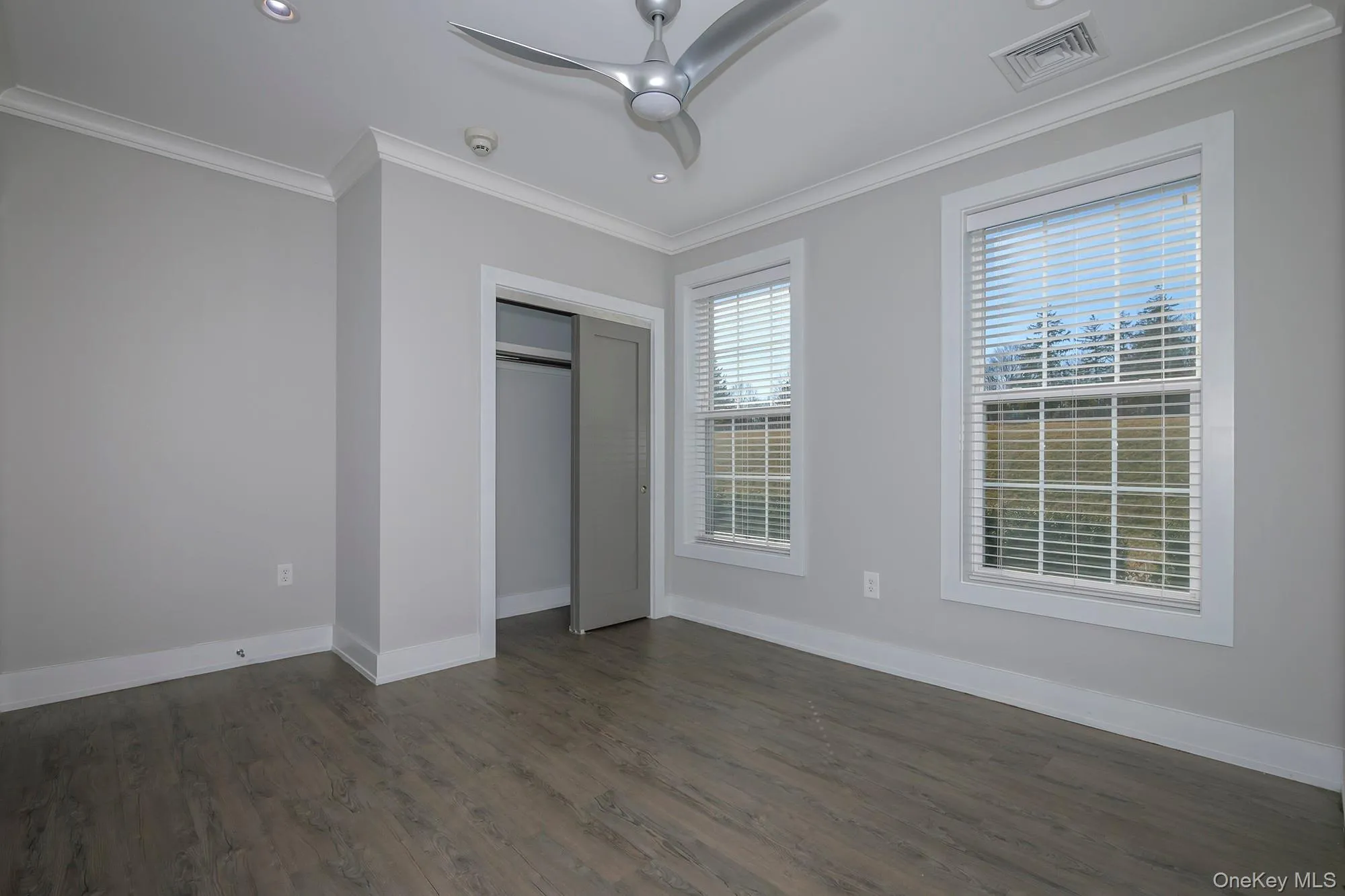88102 Circle Drive, Islip, NY, 2 Bedrooms Bedrooms, 6 Rooms Rooms,2 BathroomsBathrooms,Residential Lease,For Rent,Circle,0,1043685 88102 Circle Drive, Islip, NY, 2 Bedrooms Bedrooms, 6 Rooms Rooms,2 BathroomsBathrooms,Residential Lease,For Rent,Circle,0,1043685