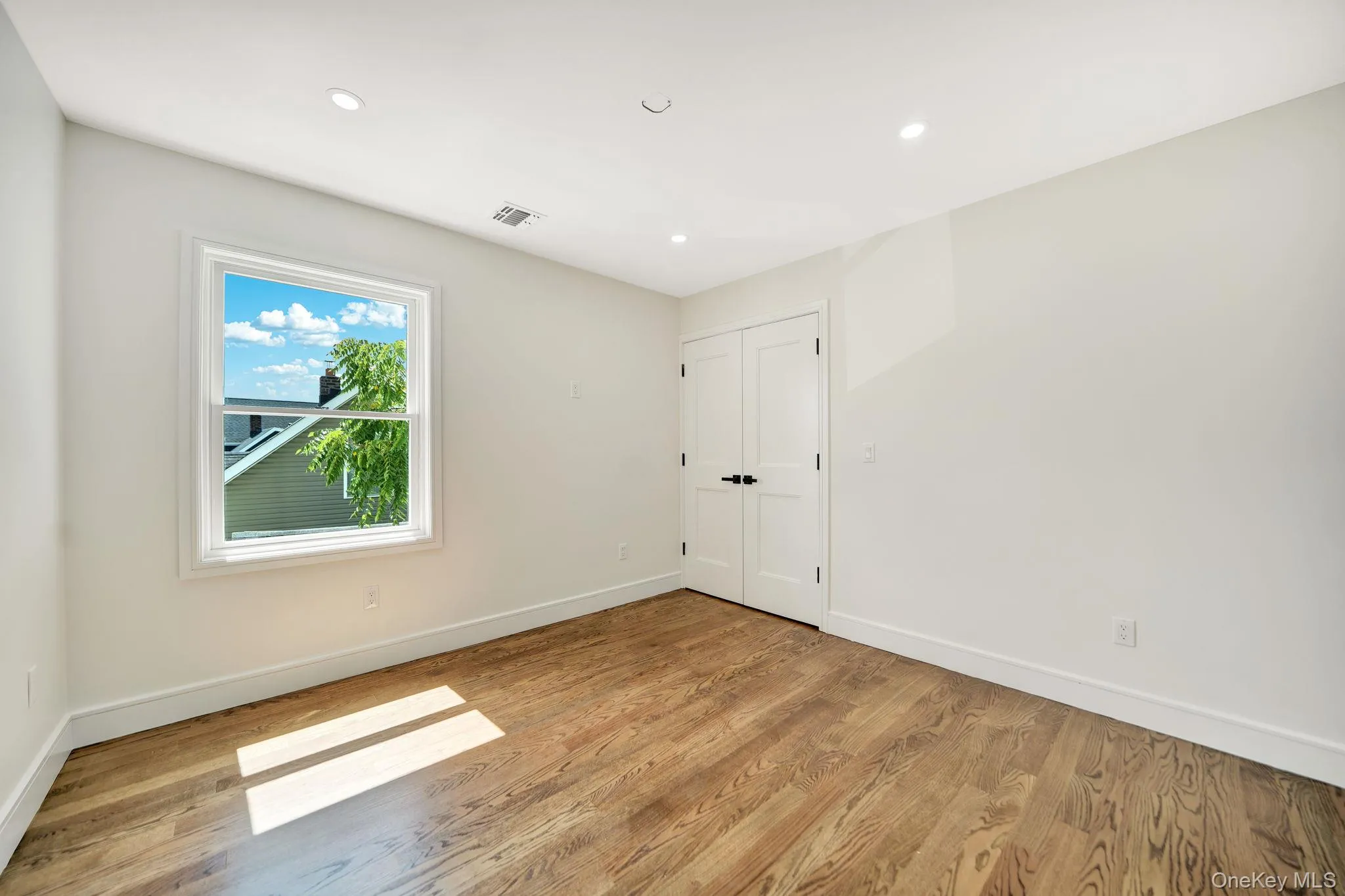 84 Rope Lane, Hempstead, NY, 5 Bedrooms Bedrooms, 9 Rooms Rooms,3 BathroomsBathrooms,Residential,For Rent,Rope,0,1043688 84 Rope Lane, Hempstead, NY, 5 Bedrooms Bedrooms, 9 Rooms Rooms,3 BathroomsBathrooms,Residential,For Rent,Rope,0,1043688