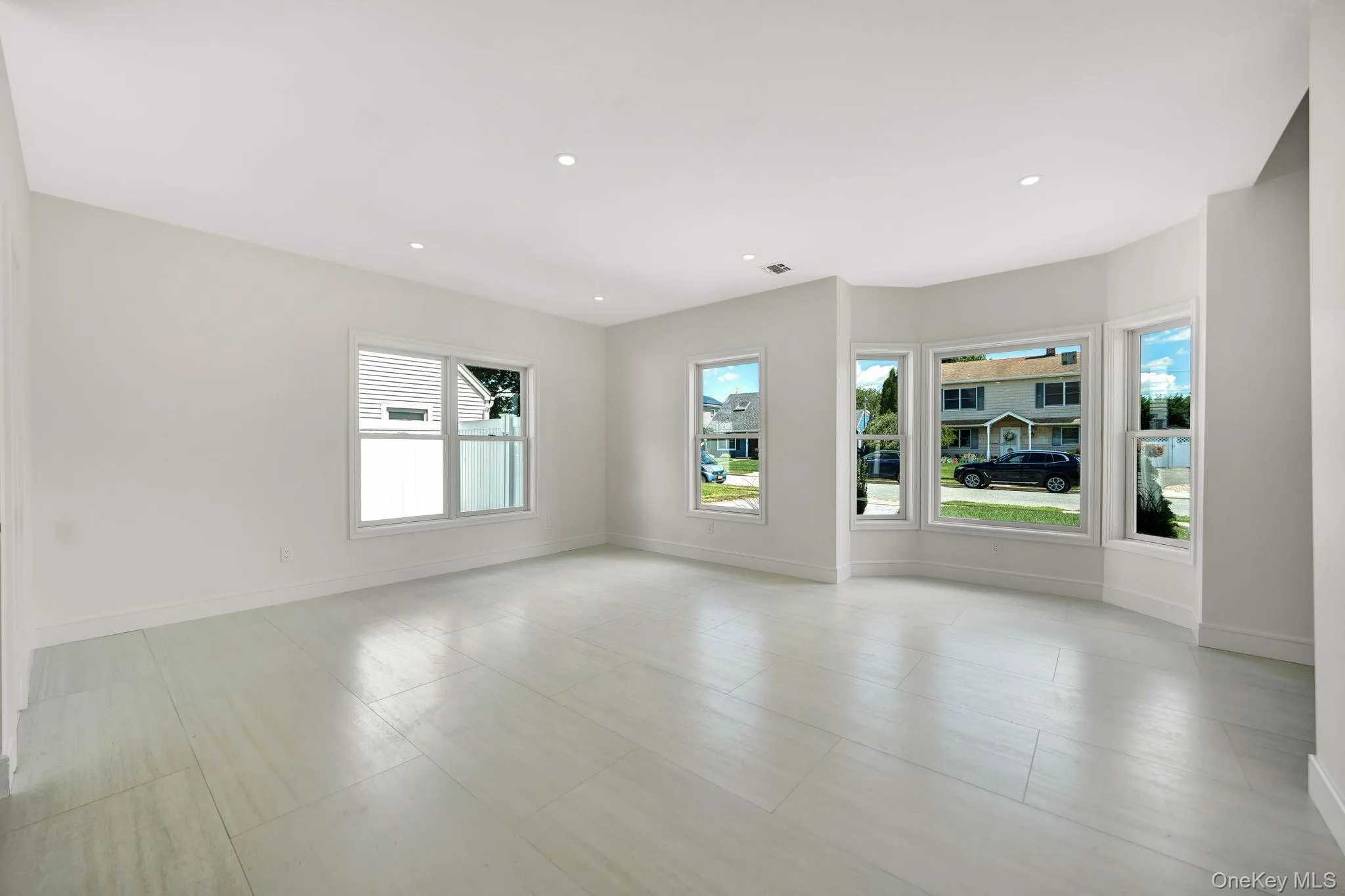 84 Rope Lane, Hempstead, NY, 5 Bedrooms Bedrooms, 9 Rooms Rooms,3 BathroomsBathrooms,Residential,For Rent,Rope,0,1043688 84 Rope Lane, Hempstead, NY, 5 Bedrooms Bedrooms, 9 Rooms Rooms,3 BathroomsBathrooms,Residential,For Rent,Rope,0,1043688