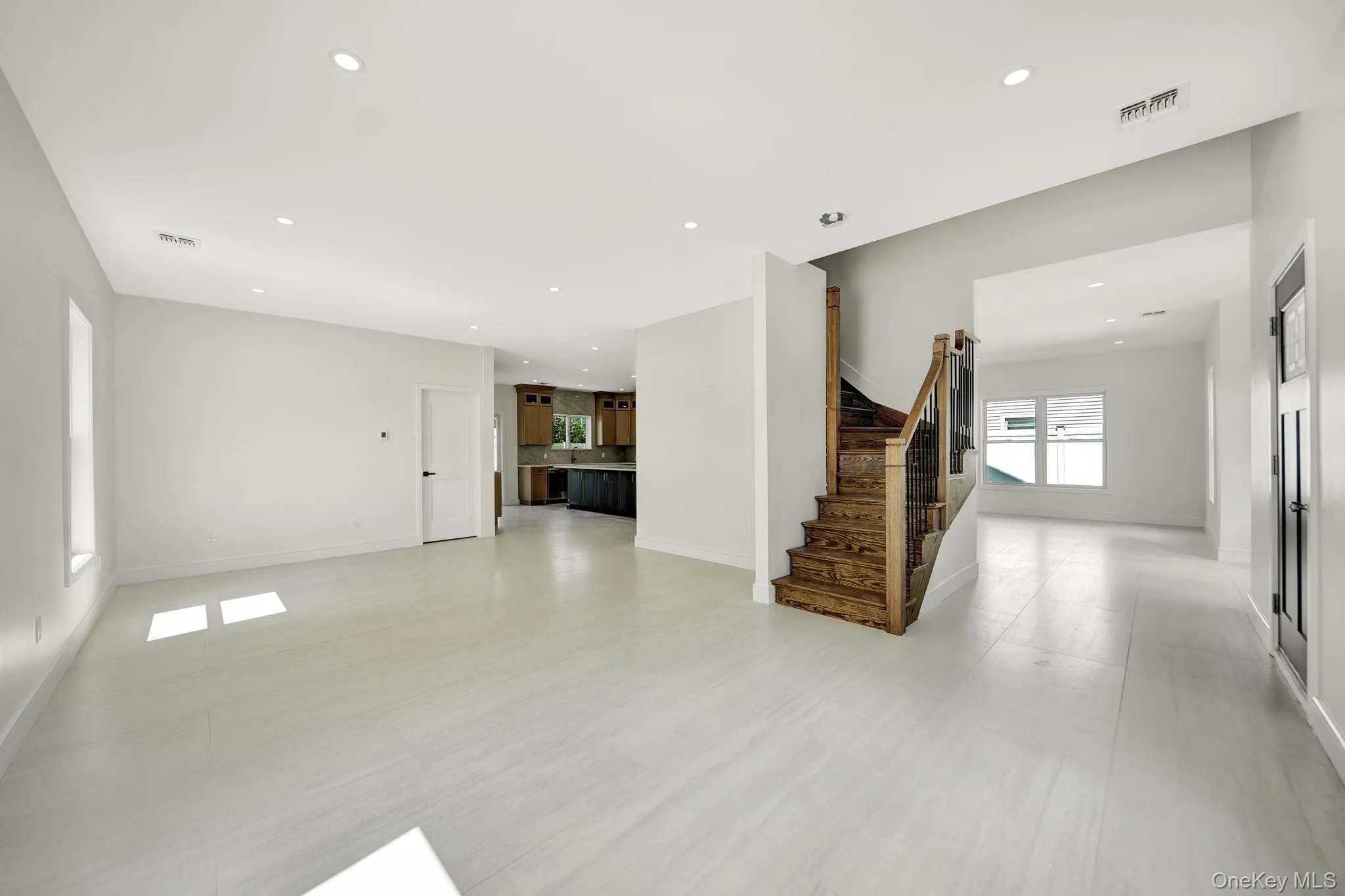 84 Rope Lane, Hempstead, NY, 5 Bedrooms Bedrooms, 9 Rooms Rooms,3 BathroomsBathrooms,Residential,For Rent,Rope,0,1043688 84 Rope Lane, Hempstead, NY, 5 Bedrooms Bedrooms, 9 Rooms Rooms,3 BathroomsBathrooms,Residential,For Rent,Rope,0,1043688