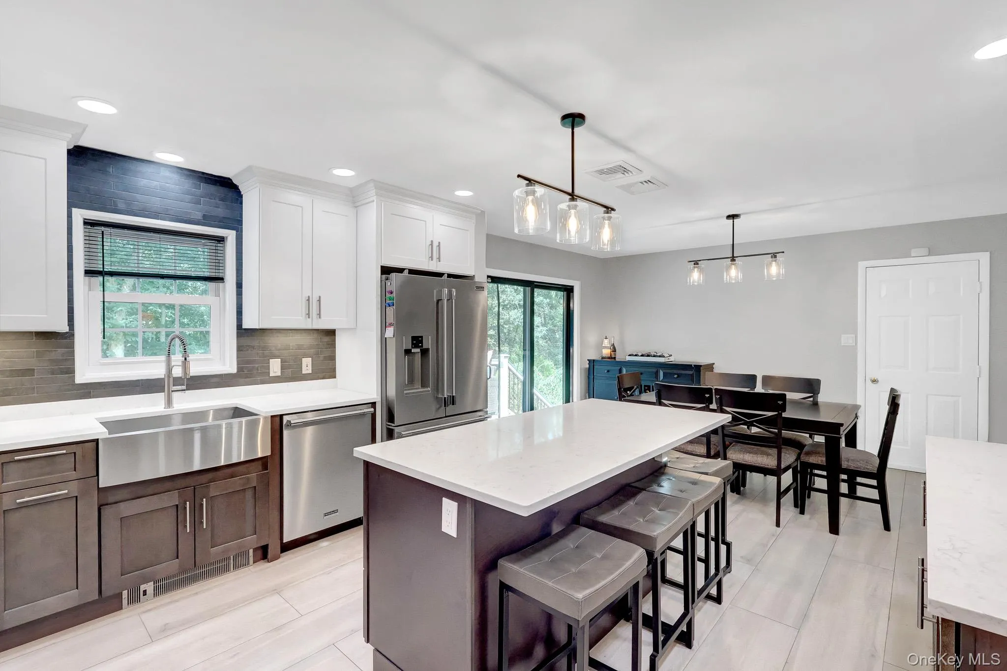 268 Chestnut Street, Brookhaven, NY, 3 Bedrooms Bedrooms, 8 Rooms Rooms,2 BathroomsBathrooms,Residential,For Rent,Chestnut,0,1043695 268 Chestnut Street, Brookhaven, NY, 3 Bedrooms Bedrooms, 8 Rooms Rooms,2 BathroomsBathrooms,Residential,For Rent,Chestnut,0,1043695