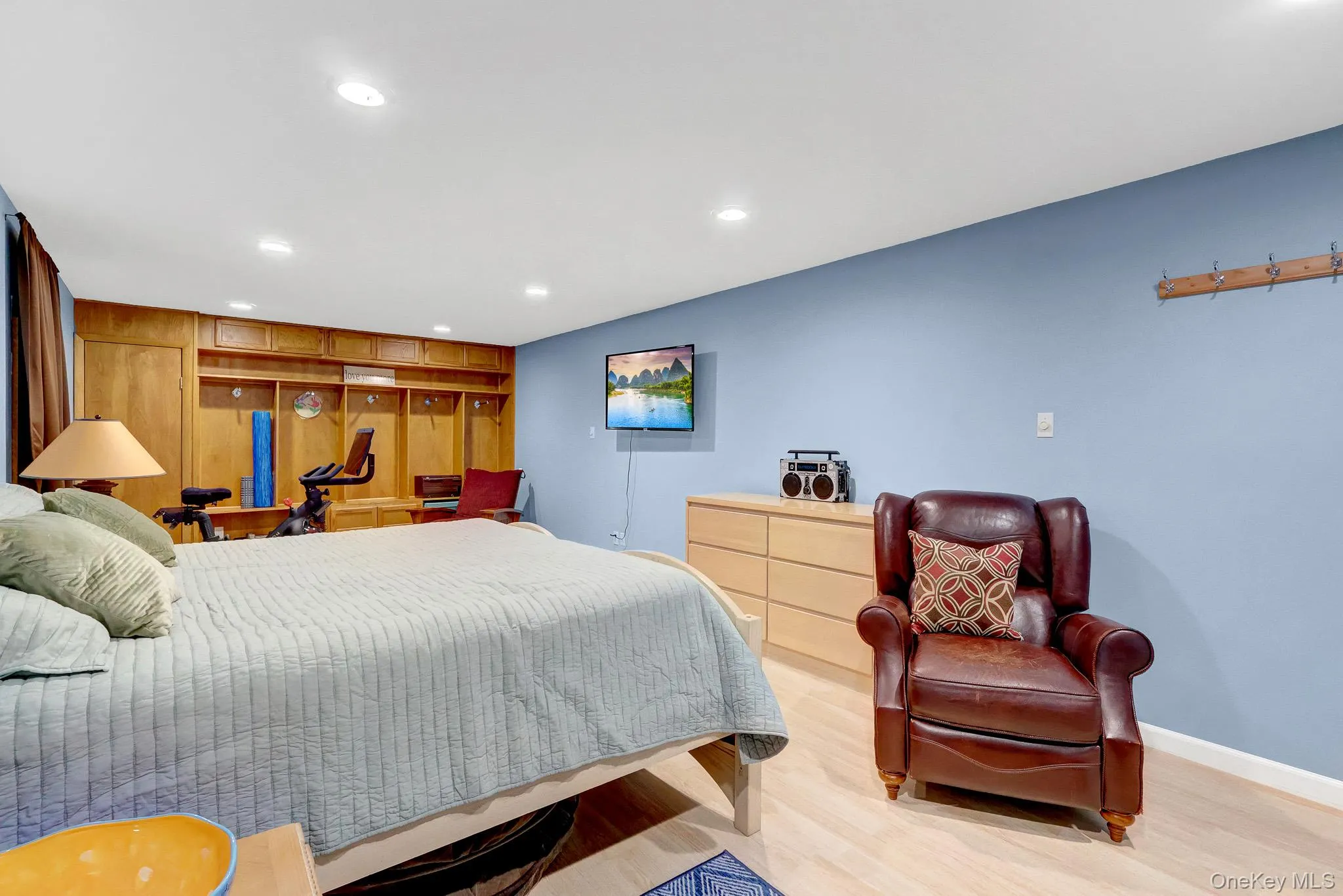 268 Chestnut Street, Brookhaven, NY, 3 Bedrooms Bedrooms, 8 Rooms Rooms,2 BathroomsBathrooms,Residential,For Rent,Chestnut,0,1043695 268 Chestnut Street, Brookhaven, NY, 3 Bedrooms Bedrooms, 8 Rooms Rooms,2 BathroomsBathrooms,Residential,For Rent,Chestnut,0,1043695
