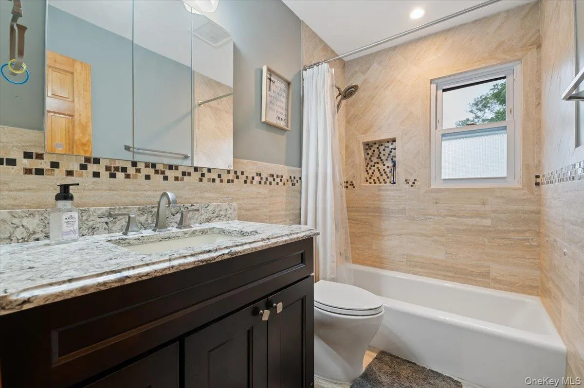 84 Cedar Drive, Oyster Bay, NY, 4 Bedrooms Bedrooms, 7 Rooms Rooms,4 BathroomsBathrooms,Residential,For Rent,Cedar,0,1043696 84 Cedar Drive, Oyster Bay, NY, 4 Bedrooms Bedrooms, 7 Rooms Rooms,4 BathroomsBathrooms,Residential,For Rent,Cedar,0,1043696