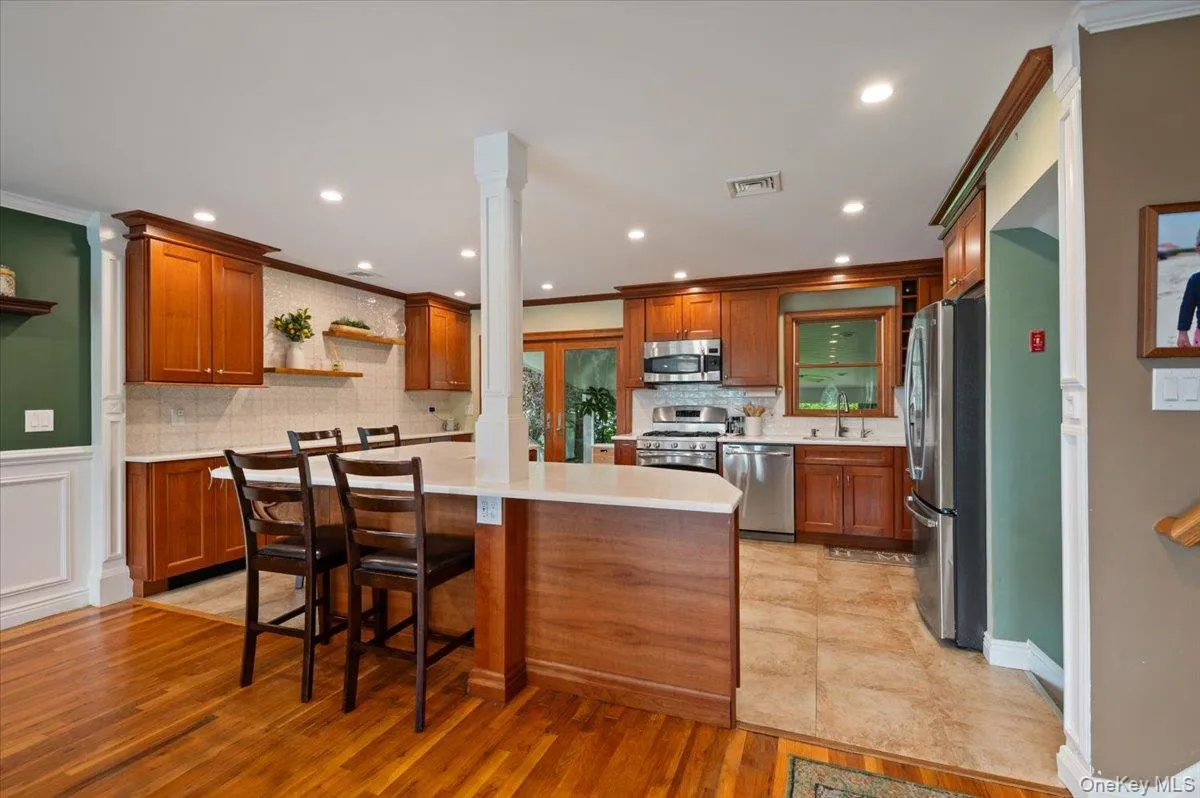 84 Cedar Drive, Oyster Bay, NY, 4 Bedrooms Bedrooms, 7 Rooms Rooms,4 BathroomsBathrooms,Residential,For Rent,Cedar,0,1043696 84 Cedar Drive, Oyster Bay, NY, 4 Bedrooms Bedrooms, 7 Rooms Rooms,4 BathroomsBathrooms,Residential,For Rent,Cedar,0,1043696