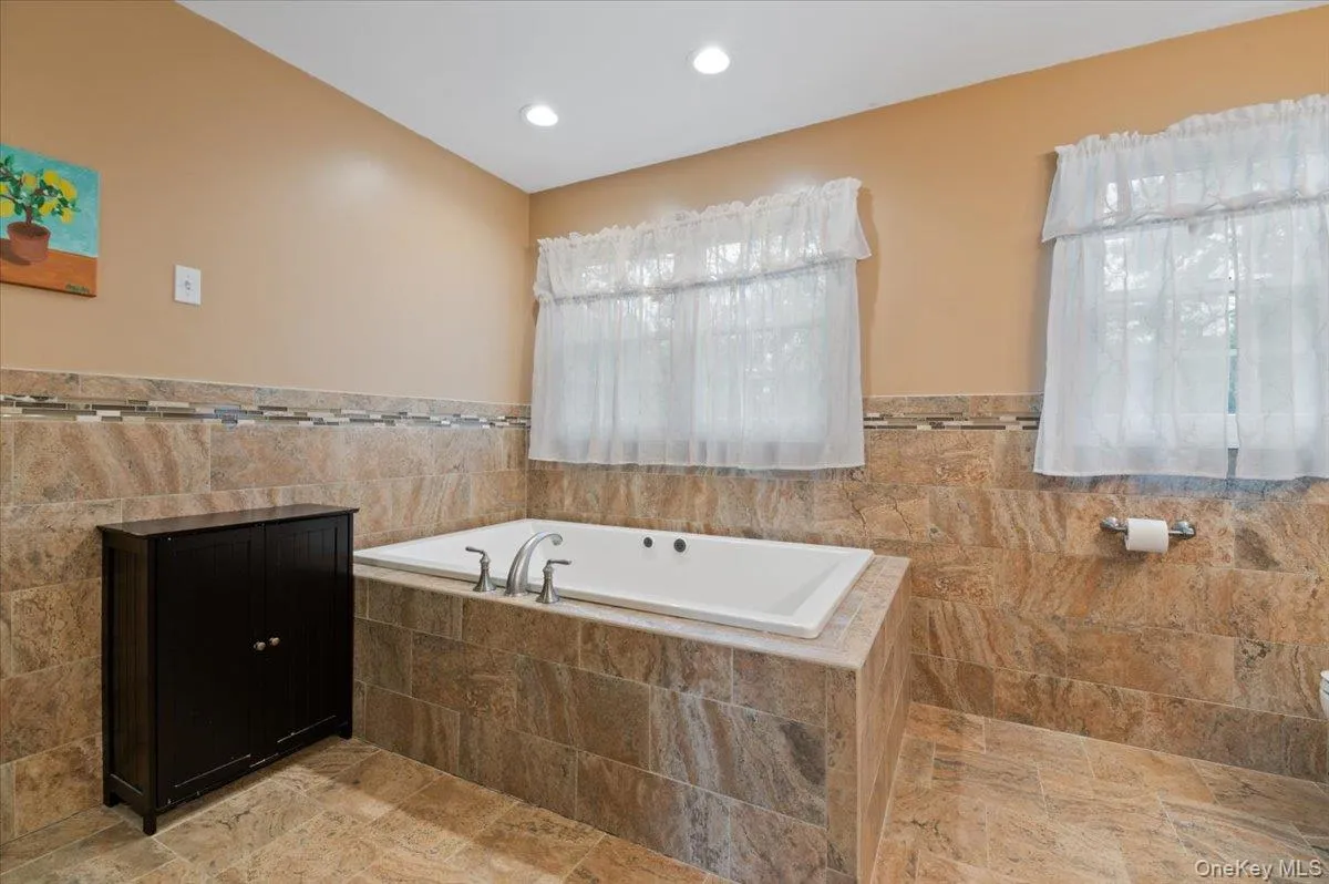84 Cedar Drive, Oyster Bay, NY, 4 Bedrooms Bedrooms, 7 Rooms Rooms,4 BathroomsBathrooms,Residential,For Rent,Cedar,0,1043696 84 Cedar Drive, Oyster Bay, NY, 4 Bedrooms Bedrooms, 7 Rooms Rooms,4 BathroomsBathrooms,Residential,For Rent,Cedar,0,1043696