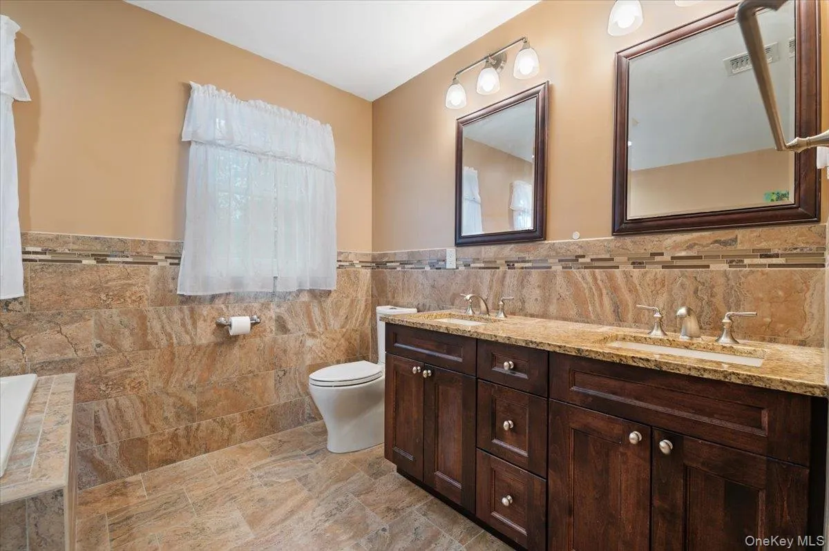 84 Cedar Drive, Oyster Bay, NY, 4 Bedrooms Bedrooms, 7 Rooms Rooms,4 BathroomsBathrooms,Residential,For Rent,Cedar,0,1043696 84 Cedar Drive, Oyster Bay, NY, 4 Bedrooms Bedrooms, 7 Rooms Rooms,4 BathroomsBathrooms,Residential,For Rent,Cedar,0,1043696