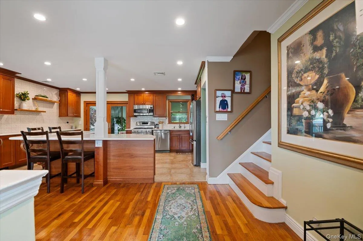 84 Cedar Drive, Oyster Bay, NY, 4 Bedrooms Bedrooms, 7 Rooms Rooms,4 BathroomsBathrooms,Residential,For Rent,Cedar,0,1043696 84 Cedar Drive, Oyster Bay, NY, 4 Bedrooms Bedrooms, 7 Rooms Rooms,4 BathroomsBathrooms,Residential,For Rent,Cedar,0,1043696