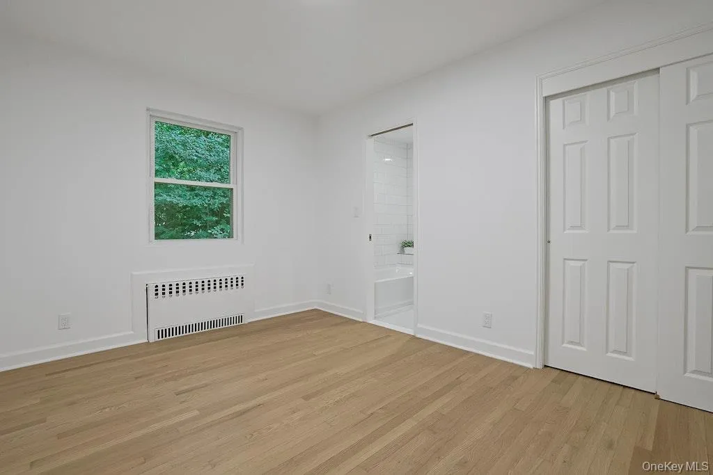 20 Ravensdale Road, Greenburgh, NY, 3 Bedrooms Bedrooms, 7 Rooms Rooms,2 BathroomsBathrooms,Residential,For Rent,Ravensdale,0,1043697 20 Ravensdale Road, Greenburgh, NY, 3 Bedrooms Bedrooms, 7 Rooms Rooms,2 BathroomsBathrooms,Residential,For Rent,Ravensdale,0,1043697