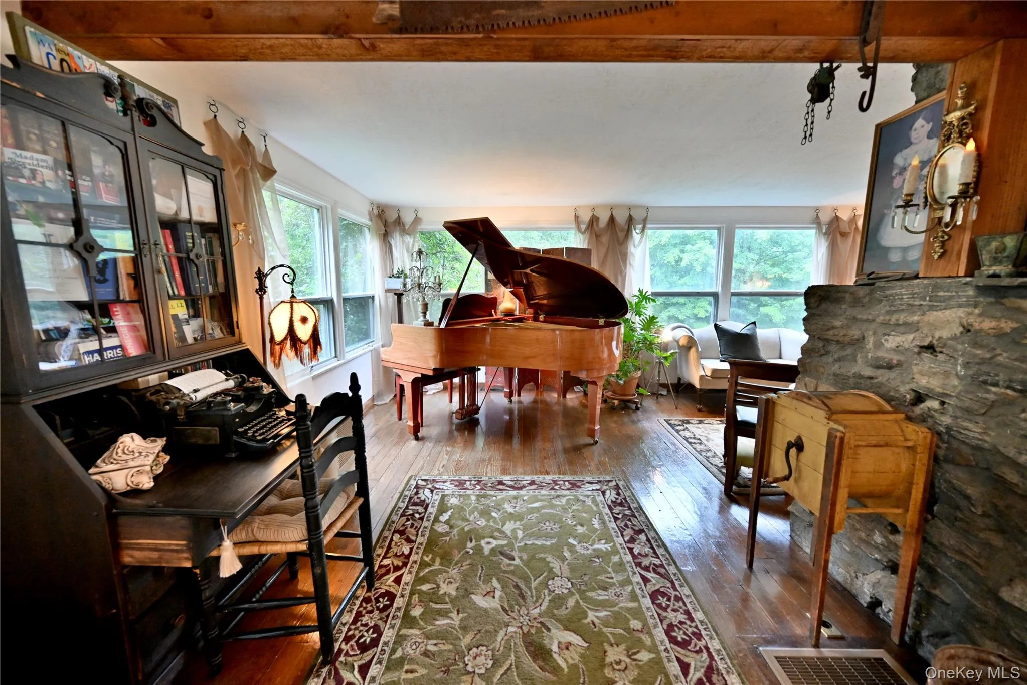 242 Seminary Hill Road, Carmel, NY, 4 Bedrooms Bedrooms, 9 Rooms Rooms,2 BathroomsBathrooms,Residential,For Rent,Seminary Hill,0,1043698 242 Seminary Hill Road, Carmel, NY, 4 Bedrooms Bedrooms, 9 Rooms Rooms,2 BathroomsBathrooms,Residential,For Rent,Seminary Hill,0,1043698