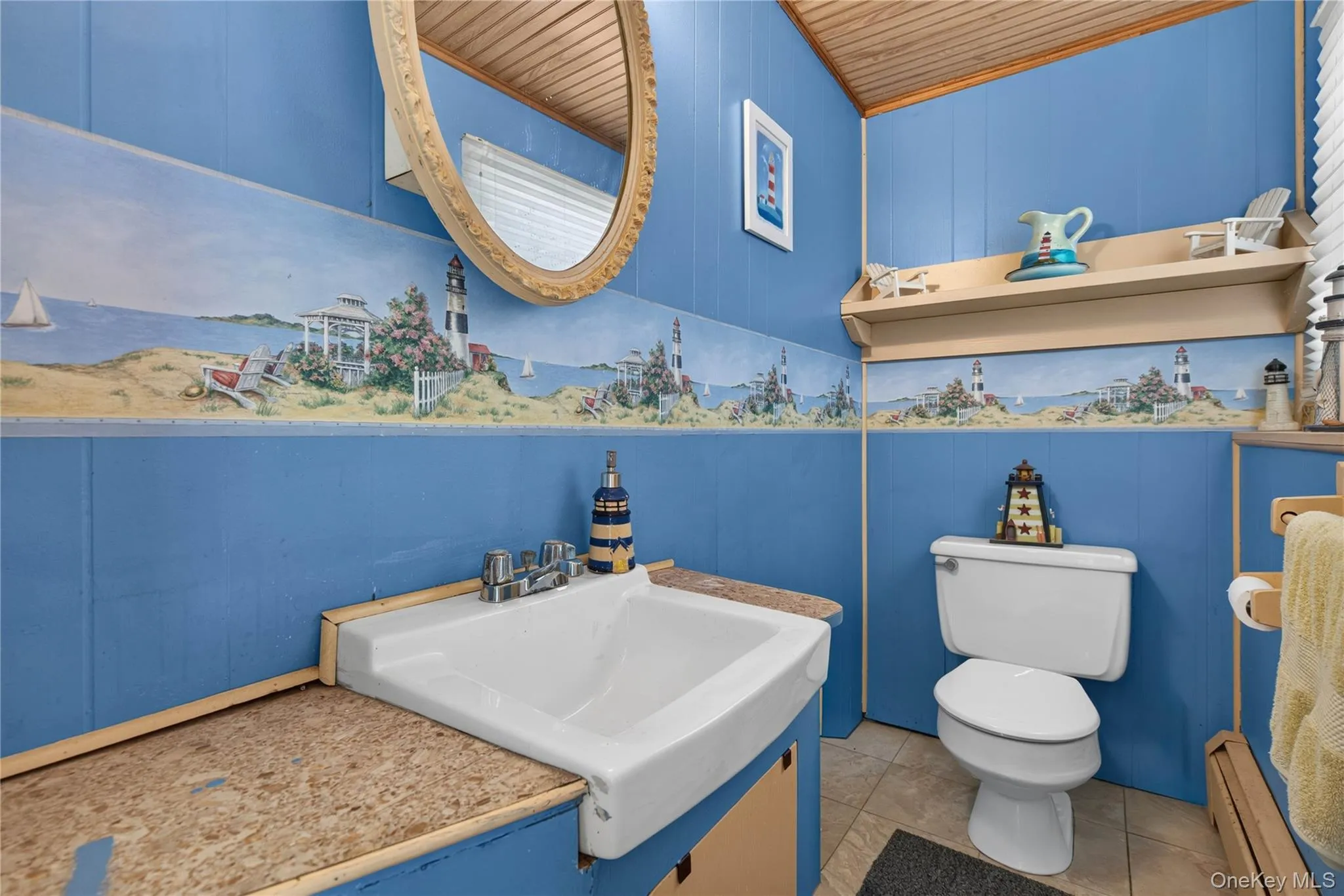 Half Bathroom downstairs Half Bathroom downstairs