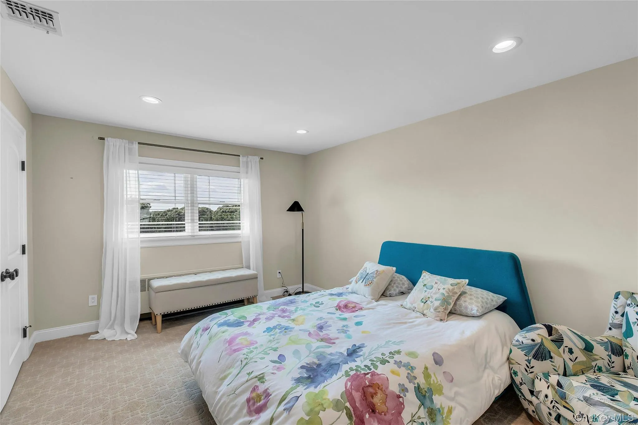 18 Briarcliff Place, Huntington, NY, 4 Bedrooms Bedrooms, 9 Rooms Rooms,3 BathroomsBathrooms,Residential,For Rent,Briarcliff,0,1043707 18 Briarcliff Place, Huntington, NY, 4 Bedrooms Bedrooms, 9 Rooms Rooms,3 BathroomsBathrooms,Residential,For Rent,Briarcliff,0,1043707