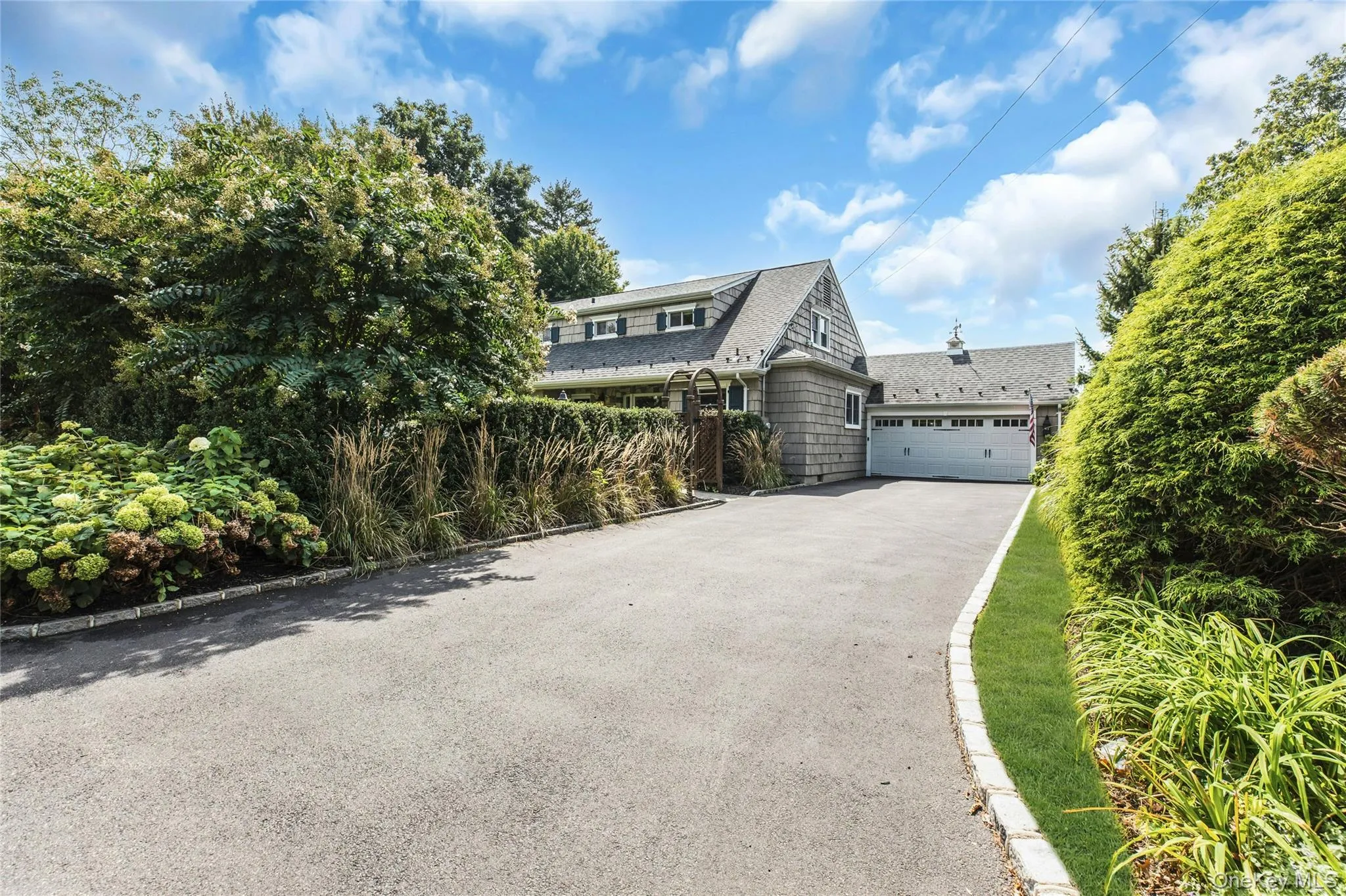 18 Briarcliff Place, Huntington, NY, 4 Bedrooms Bedrooms, 9 Rooms Rooms,3 BathroomsBathrooms,Residential,For Rent,Briarcliff,0,1043707 18 Briarcliff Place, Huntington, NY, 4 Bedrooms Bedrooms, 9 Rooms Rooms,3 BathroomsBathrooms,Residential,For Rent,Briarcliff,0,1043707