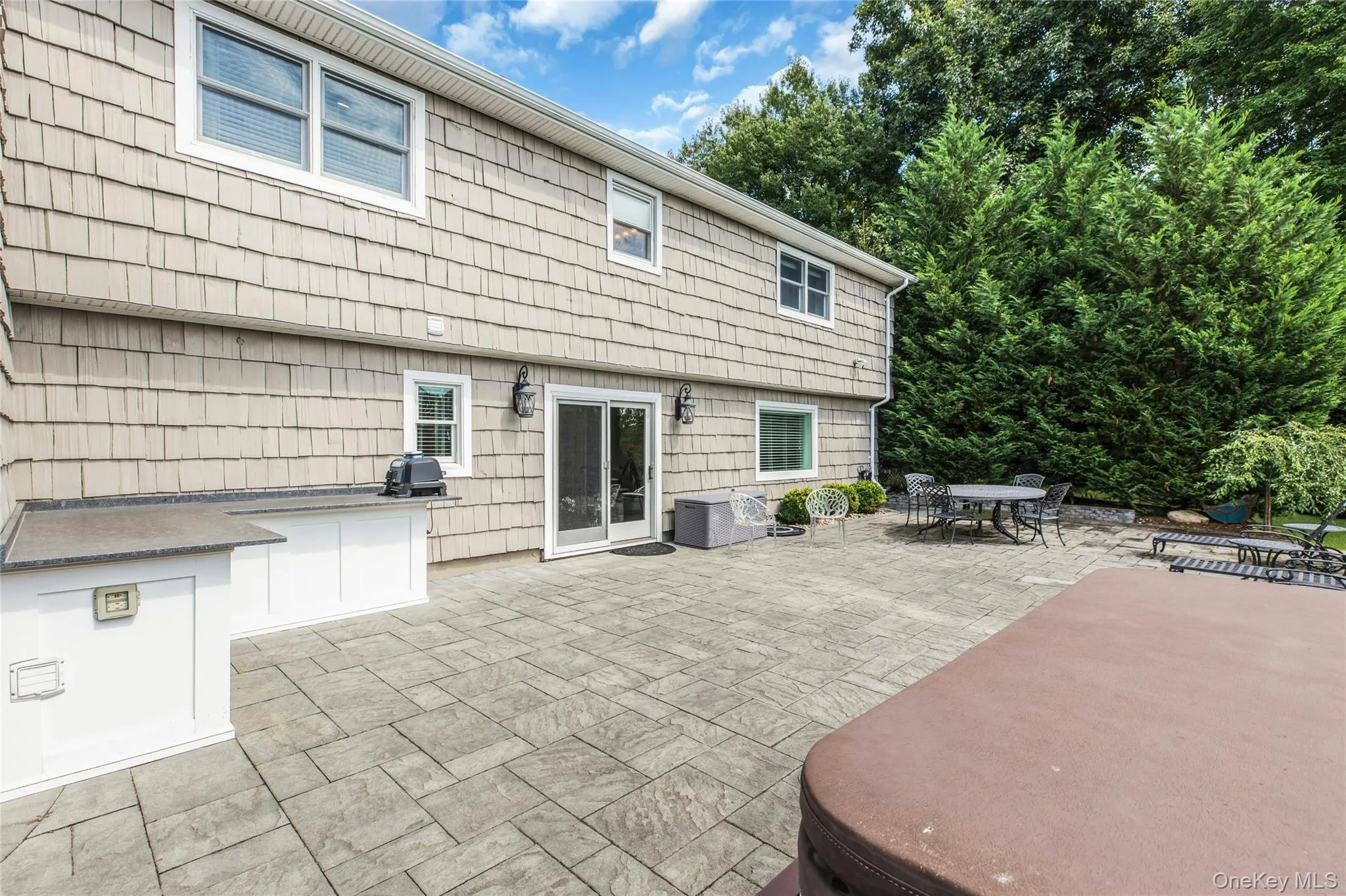 18 Briarcliff Place, Huntington, NY, 4 Bedrooms Bedrooms, 9 Rooms Rooms,3 BathroomsBathrooms,Residential,For Rent,Briarcliff,0,1043707 18 Briarcliff Place, Huntington, NY, 4 Bedrooms Bedrooms, 9 Rooms Rooms,3 BathroomsBathrooms,Residential,For Rent,Briarcliff,0,1043707