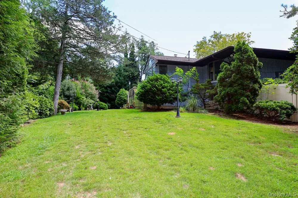 3 Mackay Drive, Smithtown, NY, 4 Bedrooms Bedrooms, 8 Rooms Rooms,2 BathroomsBathrooms,Residential,For Rent,Mackay,0,1043713 3 Mackay Drive, Smithtown, NY, 4 Bedrooms Bedrooms, 8 Rooms Rooms,2 BathroomsBathrooms,Residential,For Rent,Mackay,0,1043713