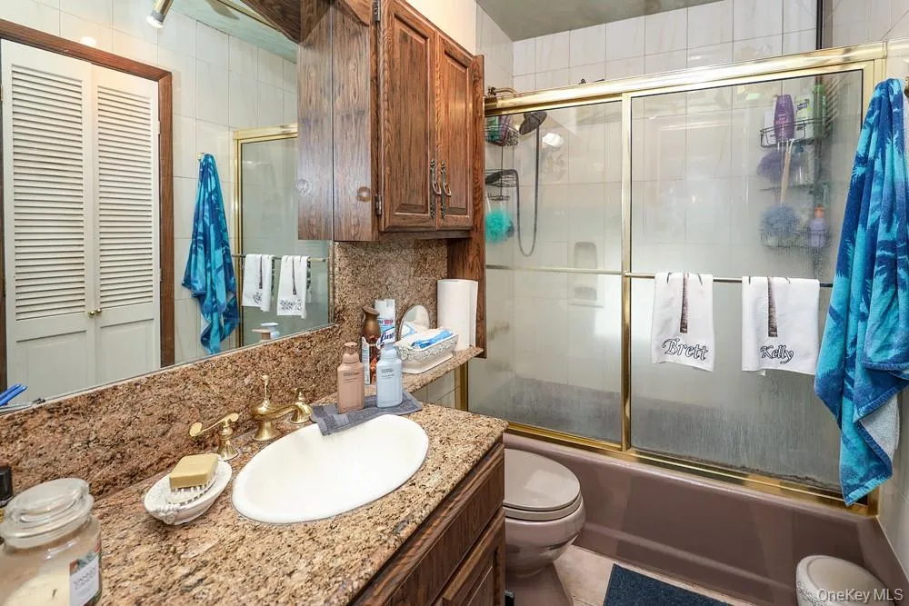 3 Mackay Drive, Smithtown, NY, 4 Bedrooms Bedrooms, 8 Rooms Rooms,2 BathroomsBathrooms,Residential,For Rent,Mackay,0,1043713 3 Mackay Drive, Smithtown, NY, 4 Bedrooms Bedrooms, 8 Rooms Rooms,2 BathroomsBathrooms,Residential,For Rent,Mackay,0,1043713