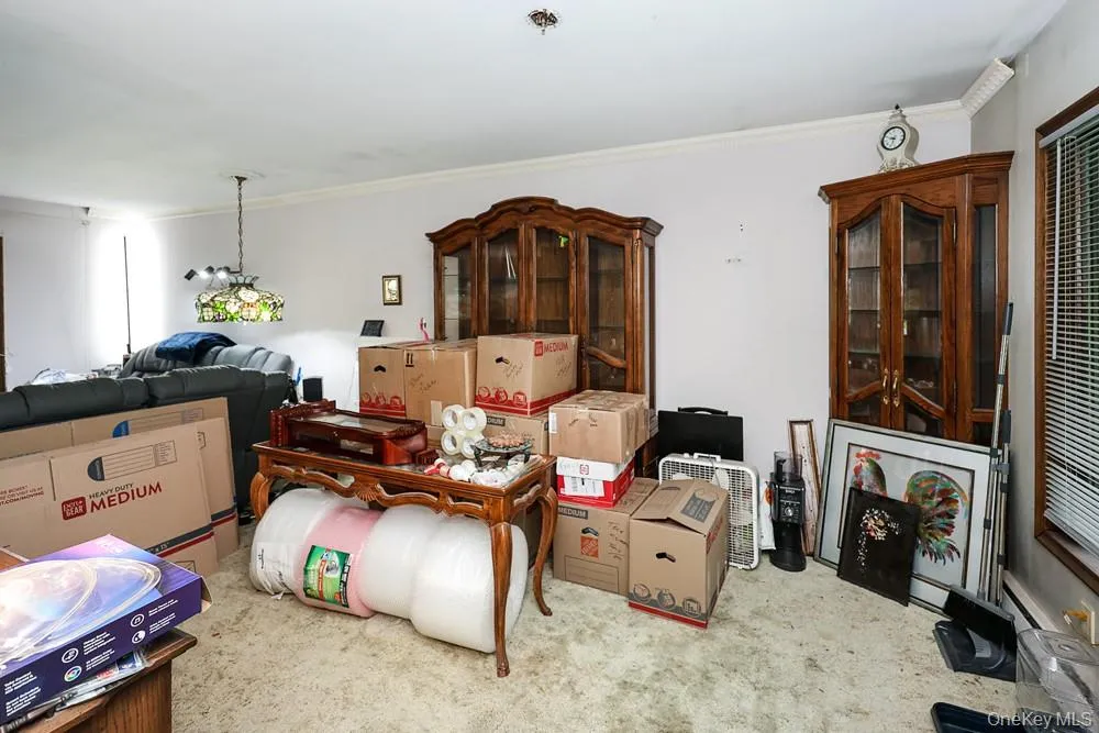 3 Mackay Drive, Smithtown, NY, 4 Bedrooms Bedrooms, 8 Rooms Rooms,2 BathroomsBathrooms,Residential,For Rent,Mackay,0,1043713 3 Mackay Drive, Smithtown, NY, 4 Bedrooms Bedrooms, 8 Rooms Rooms,2 BathroomsBathrooms,Residential,For Rent,Mackay,0,1043713