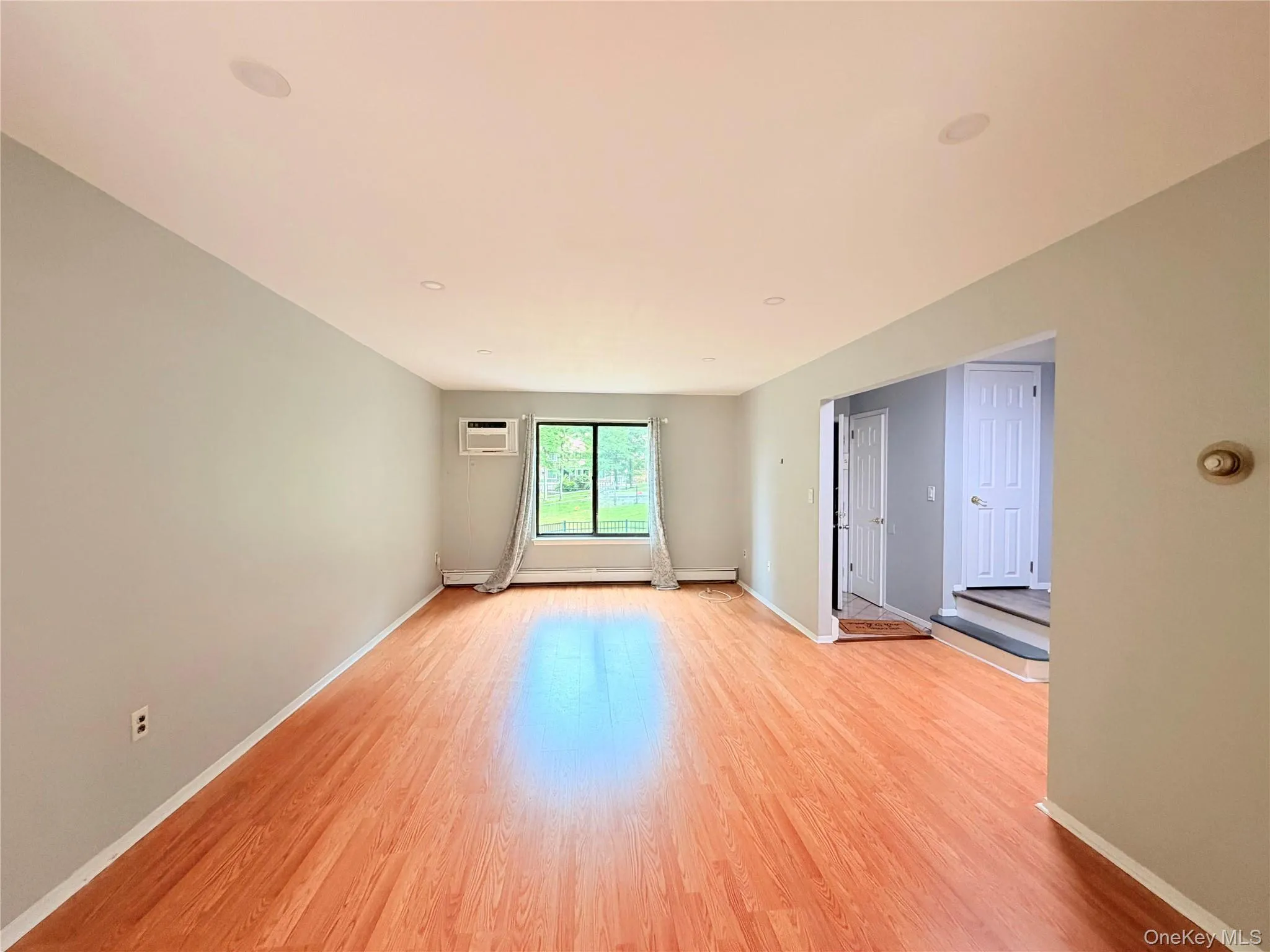 9 Heritage Drive, Monroe, NY, 3 Bedrooms Bedrooms, 7 Rooms Rooms,1 BathroomBathrooms,Residential,For Rent,Heritage,0,1043714 9 Heritage Drive, Monroe, NY, 3 Bedrooms Bedrooms, 7 Rooms Rooms,1 BathroomBathrooms,Residential,For Rent,Heritage,0,1043714