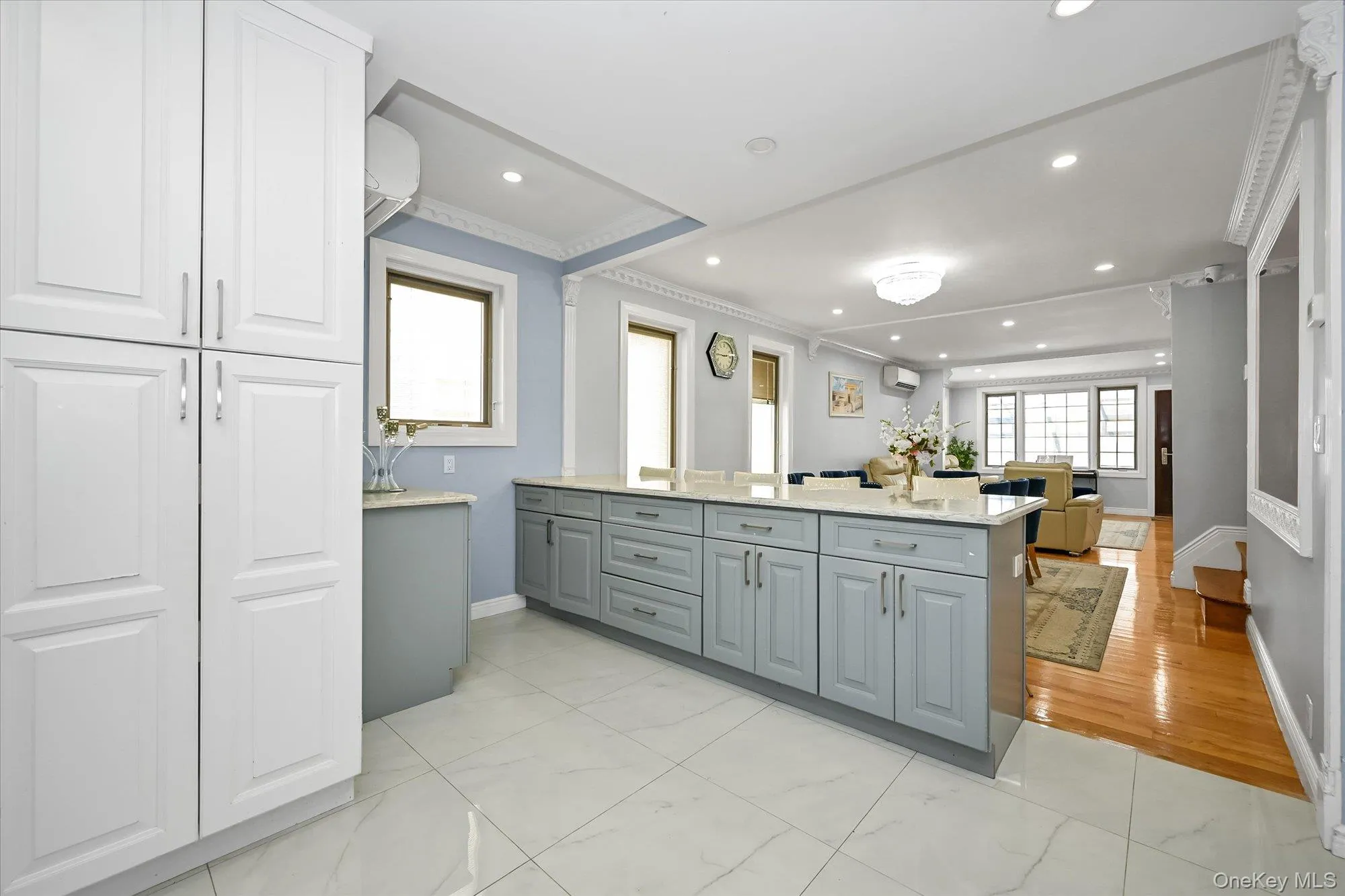 8023 169th Street, New York, NY, 4 Bedrooms Bedrooms, 10 Rooms Rooms,2 BathroomsBathrooms,Residential,For Rent,169th,0,1043715 8023 169th Street, New York, NY, 4 Bedrooms Bedrooms, 10 Rooms Rooms,2 BathroomsBathrooms,Residential,For Rent,169th,0,1043715