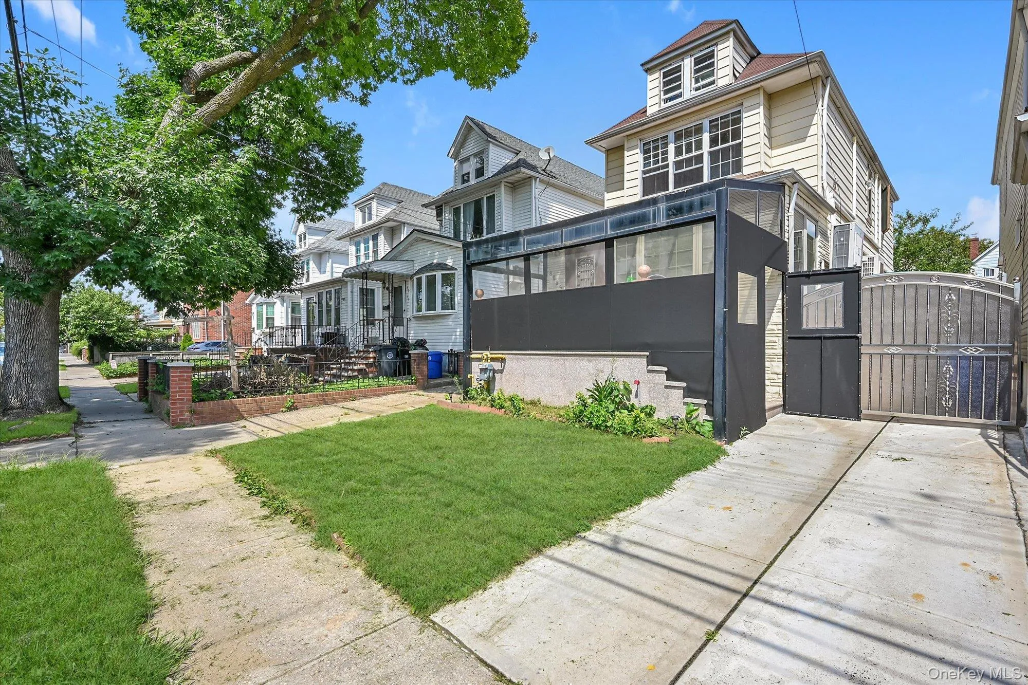 8023 169th Street, New York, NY, 4 Bedrooms Bedrooms, 10 Rooms Rooms,2 BathroomsBathrooms,Residential,For Rent,169th,0,1043715 8023 169th Street, New York, NY, 4 Bedrooms Bedrooms, 10 Rooms Rooms,2 BathroomsBathrooms,Residential,For Rent,169th,0,1043715