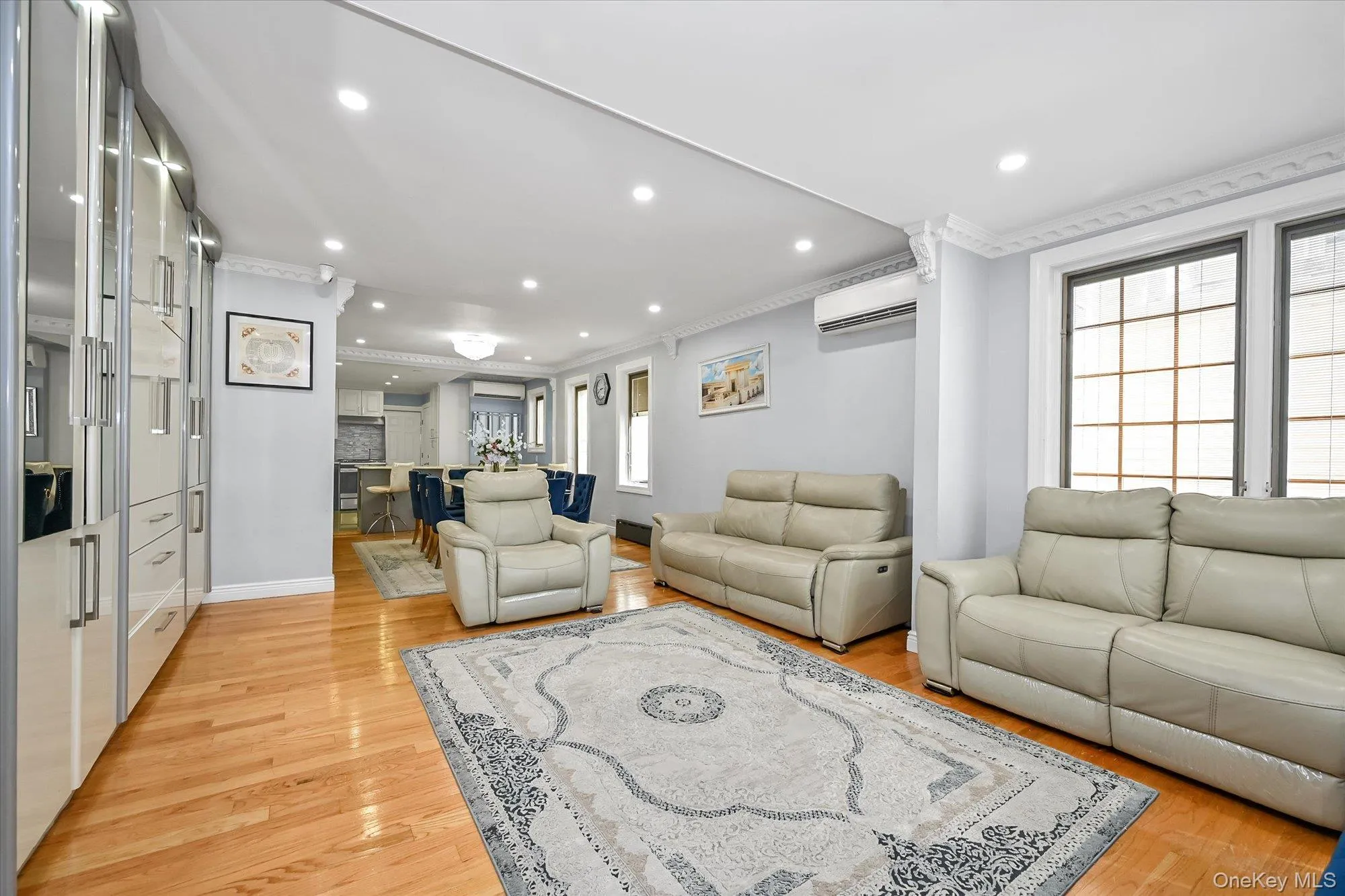 8023 169th Street, New York, NY, 4 Bedrooms Bedrooms, 10 Rooms Rooms,2 BathroomsBathrooms,Residential,For Rent,169th,0,1043715 8023 169th Street, New York, NY, 4 Bedrooms Bedrooms, 10 Rooms Rooms,2 BathroomsBathrooms,Residential,For Rent,169th,0,1043715