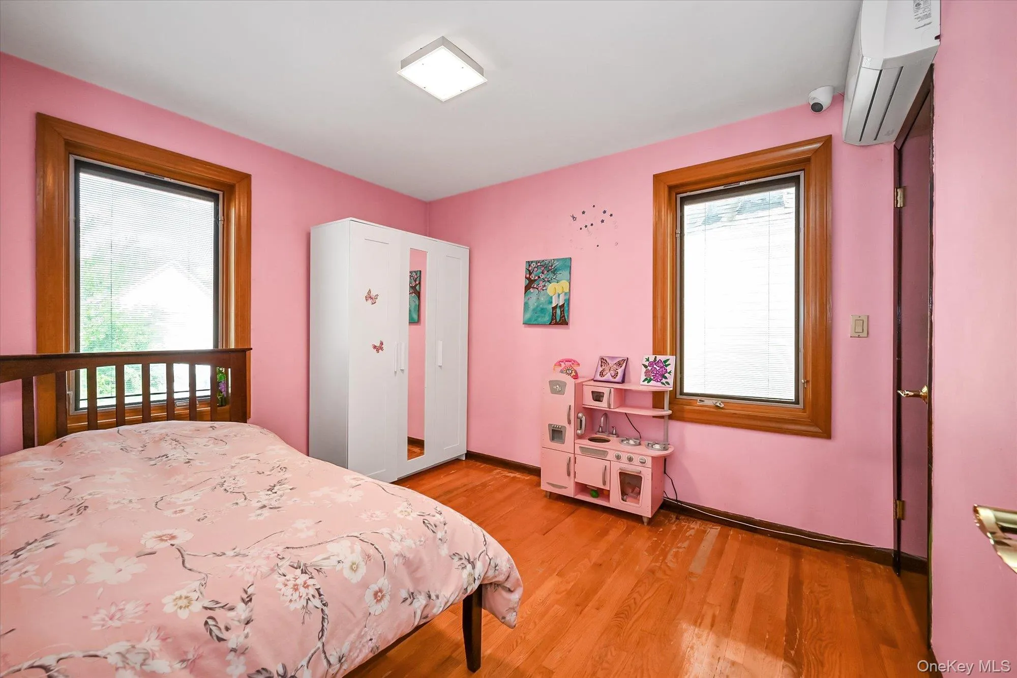 8023 169th Street, New York, NY, 4 Bedrooms Bedrooms, 10 Rooms Rooms,2 BathroomsBathrooms,Residential,For Rent,169th,0,1043715 8023 169th Street, New York, NY, 4 Bedrooms Bedrooms, 10 Rooms Rooms,2 BathroomsBathrooms,Residential,For Rent,169th,0,1043715