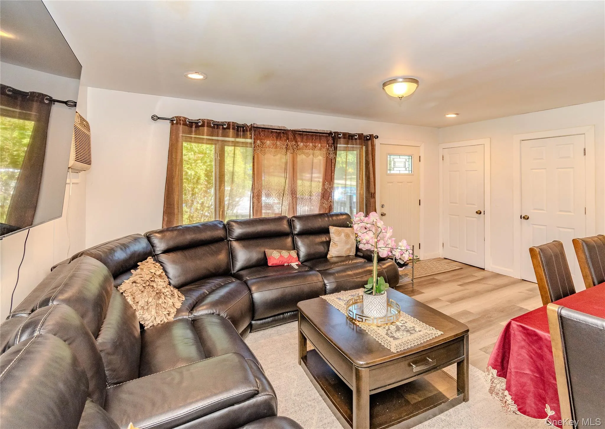 7 Fleetwood Drive, Newburgh (town), NY, 3 Bedrooms Bedrooms, 7 Rooms Rooms,2 BathroomsBathrooms,Residential,For Rent,Fleetwood,0,1043719 7 Fleetwood Drive, Newburgh (town), NY, 3 Bedrooms Bedrooms, 7 Rooms Rooms,2 BathroomsBathrooms,Residential,For Rent,Fleetwood,0,1043719