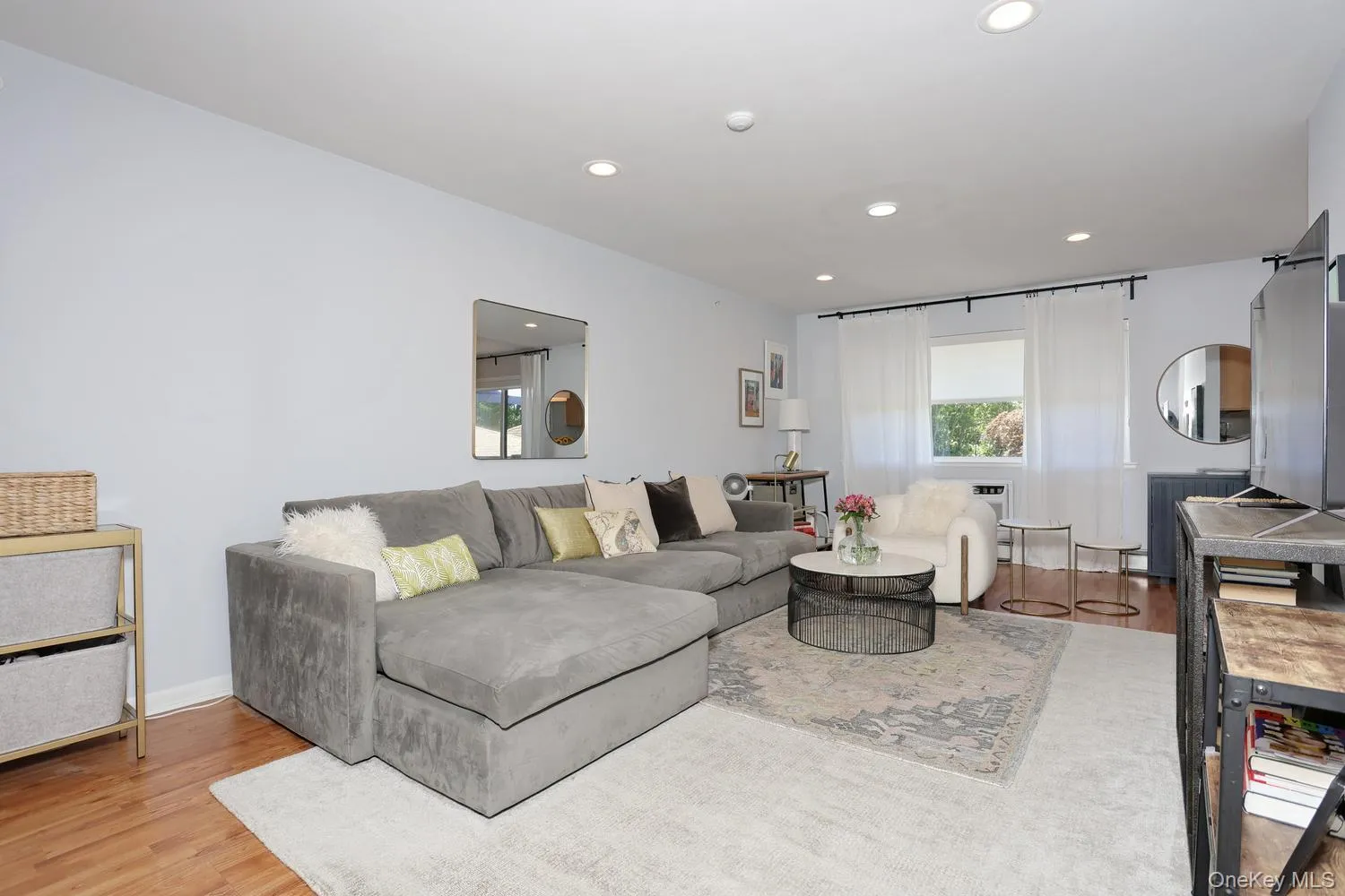 174 Sierra Vista Lane, Clarkstown, NY, 2 Bedrooms Bedrooms, 5 Rooms Rooms,2 BathroomsBathrooms,Residential Lease,For Rent,Sierra Vista,0,1043722 174 Sierra Vista Lane, Clarkstown, NY, 2 Bedrooms Bedrooms, 5 Rooms Rooms,2 BathroomsBathrooms,Residential Lease,For Rent,Sierra Vista,0,1043722