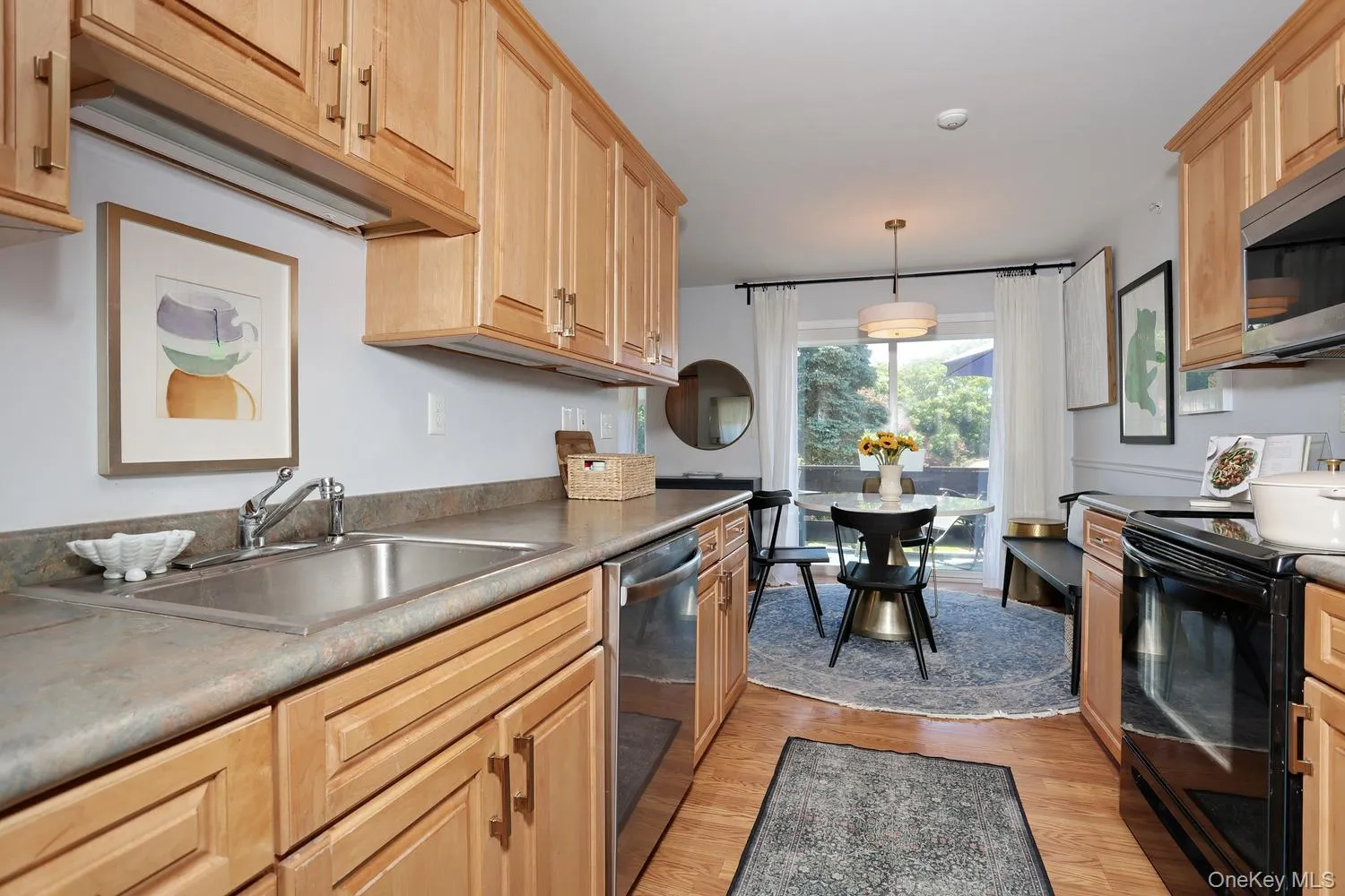 174 Sierra Vista Lane, Clarkstown, NY, 2 Bedrooms Bedrooms, 5 Rooms Rooms,2 BathroomsBathrooms,Residential Lease,For Rent,Sierra Vista,0,1043722 174 Sierra Vista Lane, Clarkstown, NY, 2 Bedrooms Bedrooms, 5 Rooms Rooms,2 BathroomsBathrooms,Residential Lease,For Rent,Sierra Vista,0,1043722