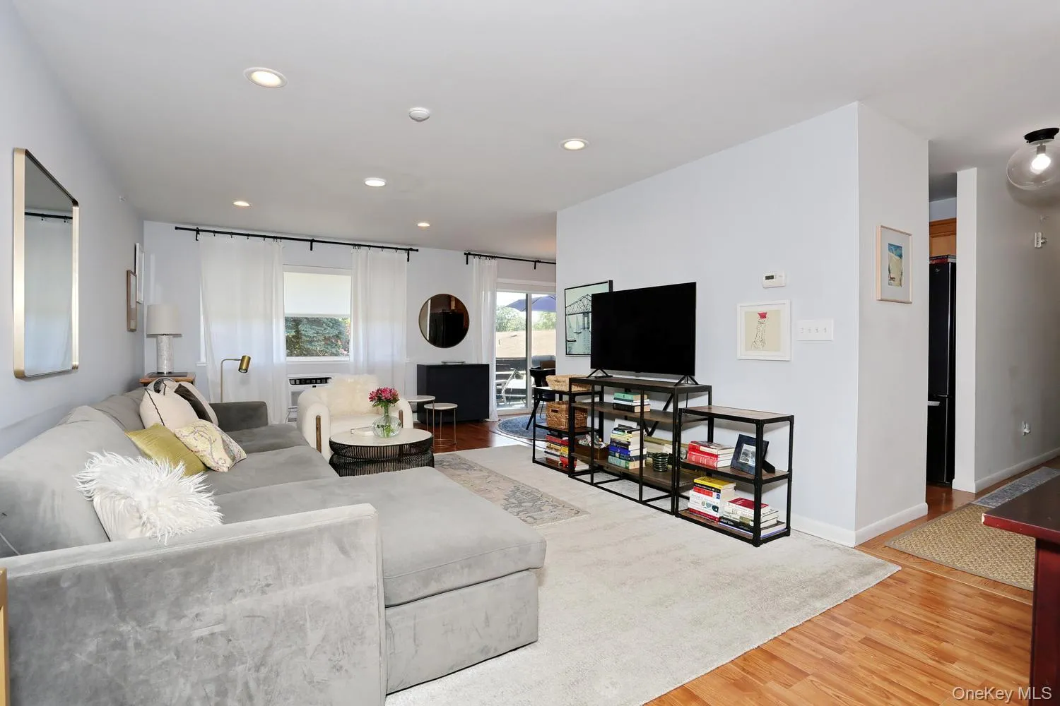 174 Sierra Vista Lane, Clarkstown, NY, 2 Bedrooms Bedrooms, 5 Rooms Rooms,2 BathroomsBathrooms,Residential Lease,For Rent,Sierra Vista,0,1043722 174 Sierra Vista Lane, Clarkstown, NY, 2 Bedrooms Bedrooms, 5 Rooms Rooms,2 BathroomsBathrooms,Residential Lease,For Rent,Sierra Vista,0,1043722