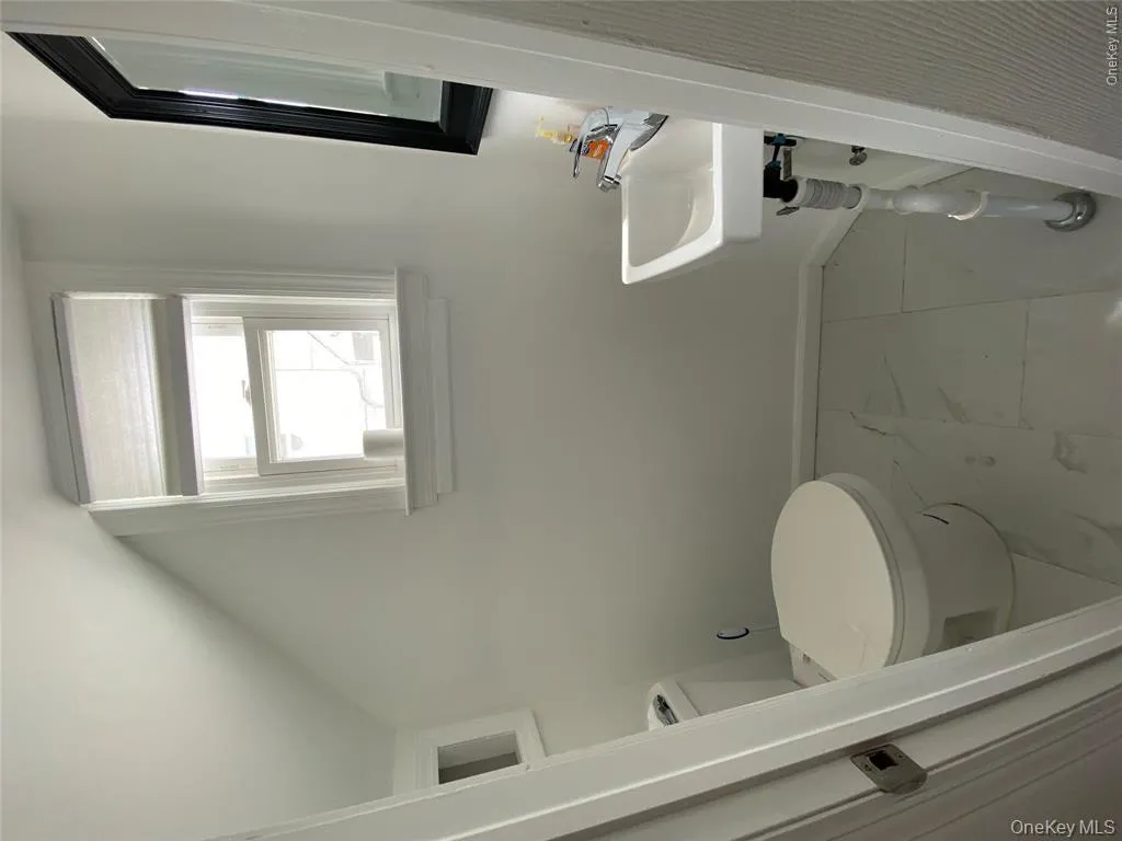 45 Broadway, Huntington, NY, 1 Room Rooms,1 BathroomBathrooms,Residential Lease,For Rent,Broadway,0,1043725 45 Broadway, Huntington, NY, 1 Room Rooms,1 BathroomBathrooms,Residential Lease,For Rent,Broadway,0,1043725