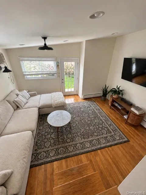 14 Seacrest Avenue, Babylon, NY, 5 Bedrooms Bedrooms, 10 Rooms Rooms,2 BathroomsBathrooms,Residential,For Rent,Seacrest,0,1043732 14 Seacrest Avenue, Babylon, NY, 5 Bedrooms Bedrooms, 10 Rooms Rooms,2 BathroomsBathrooms,Residential,For Rent,Seacrest,0,1043732