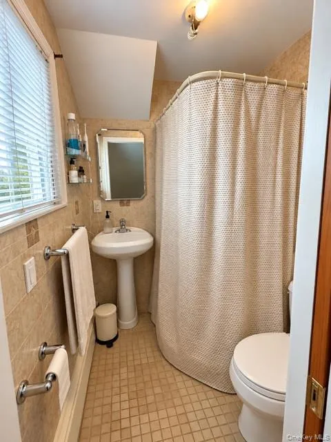 14 Seacrest Avenue, Babylon, NY, 5 Bedrooms Bedrooms, 10 Rooms Rooms,2 BathroomsBathrooms,Residential,For Rent,Seacrest,0,1043732 14 Seacrest Avenue, Babylon, NY, 5 Bedrooms Bedrooms, 10 Rooms Rooms,2 BathroomsBathrooms,Residential,For Rent,Seacrest,0,1043732