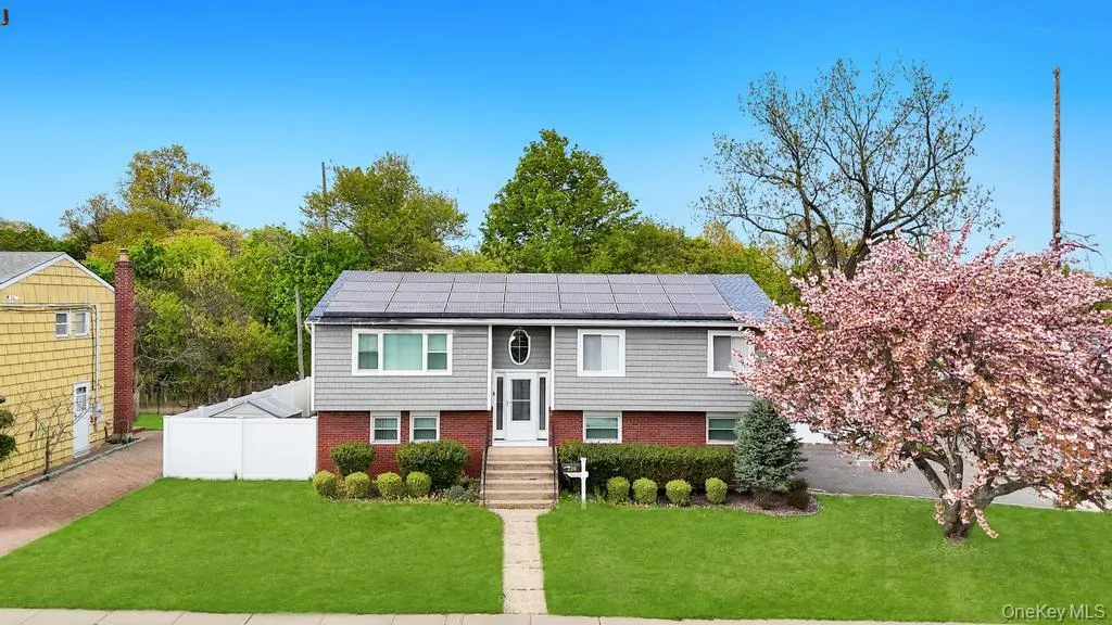 226 Princess Street, Oyster Bay, NY, 6 Bedrooms Bedrooms, 10 Rooms Rooms,3 BathroomsBathrooms,Residential,For Rent,Princess,0,1043734 226 Princess Street, Oyster Bay, NY, 6 Bedrooms Bedrooms, 10 Rooms Rooms,3 BathroomsBathrooms,Residential,For Rent,Princess,0,1043734